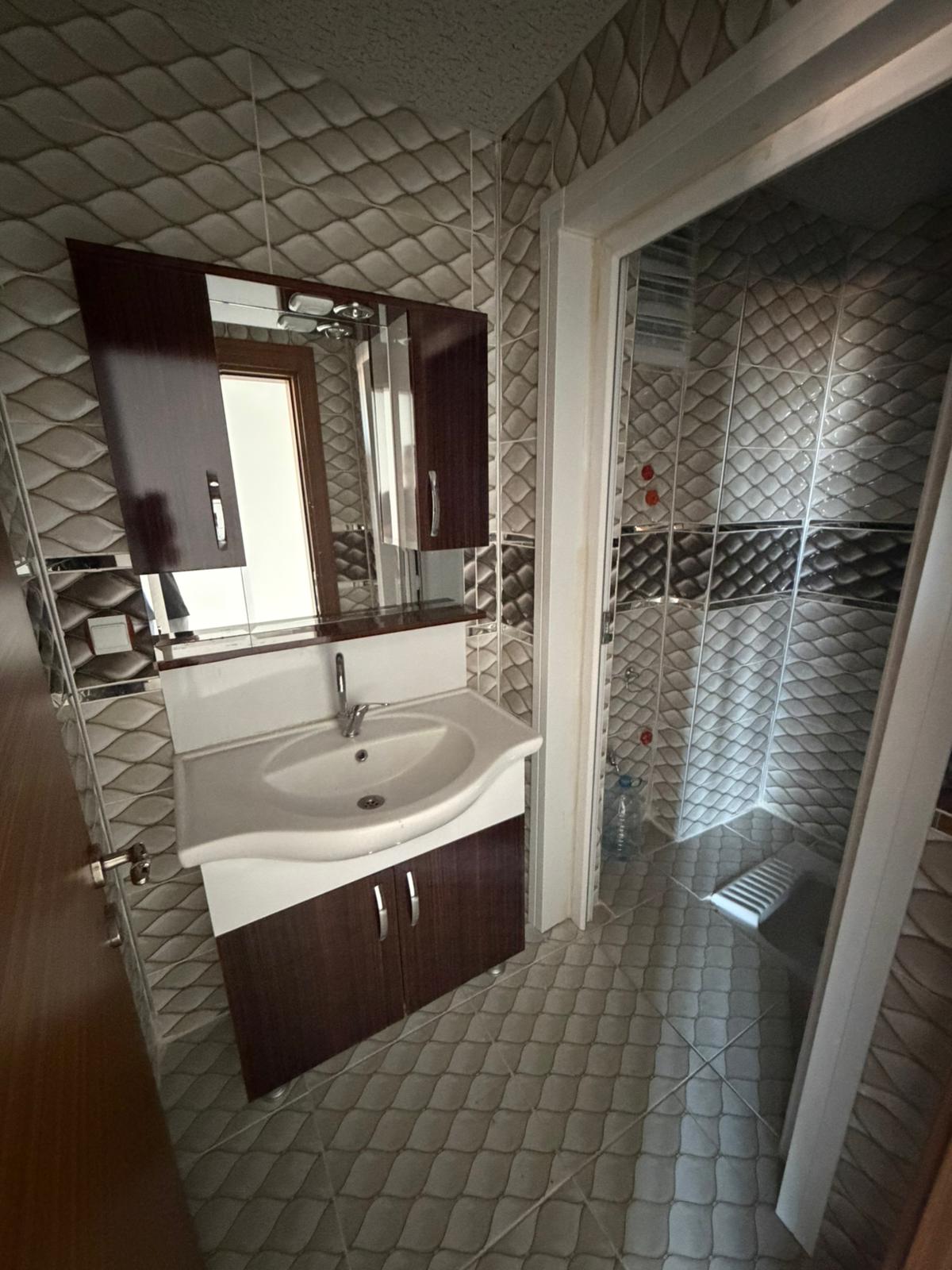 POLAT GAYRİMENKUL - 📍 TEKİR CADDESİ'NDE SATILIK 3+1 DAİRE