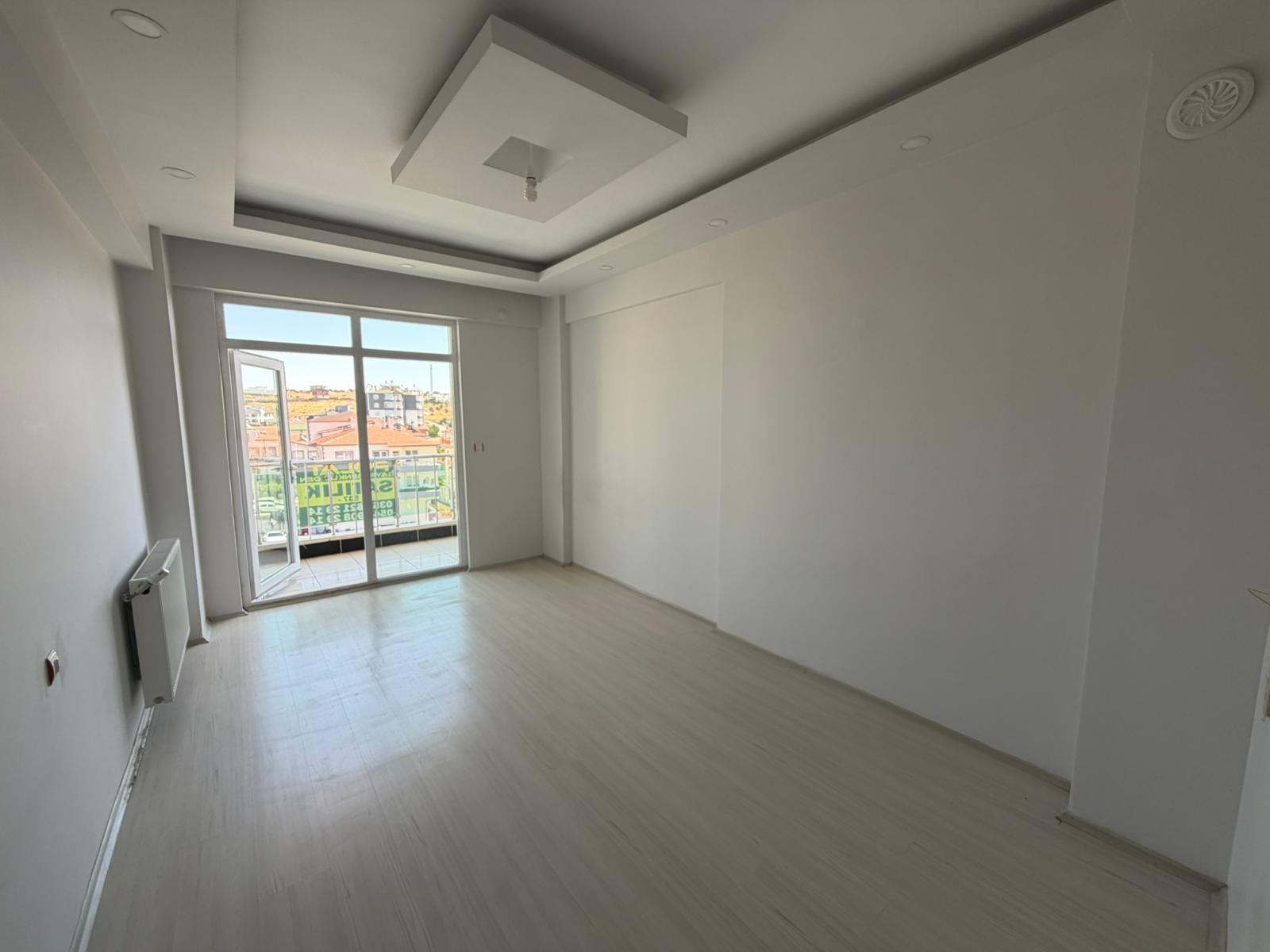 POLAT GAYRİMENKUL - 📍 TEKİR CADDESİ'NDE SATILIK 3+1 DAİRE