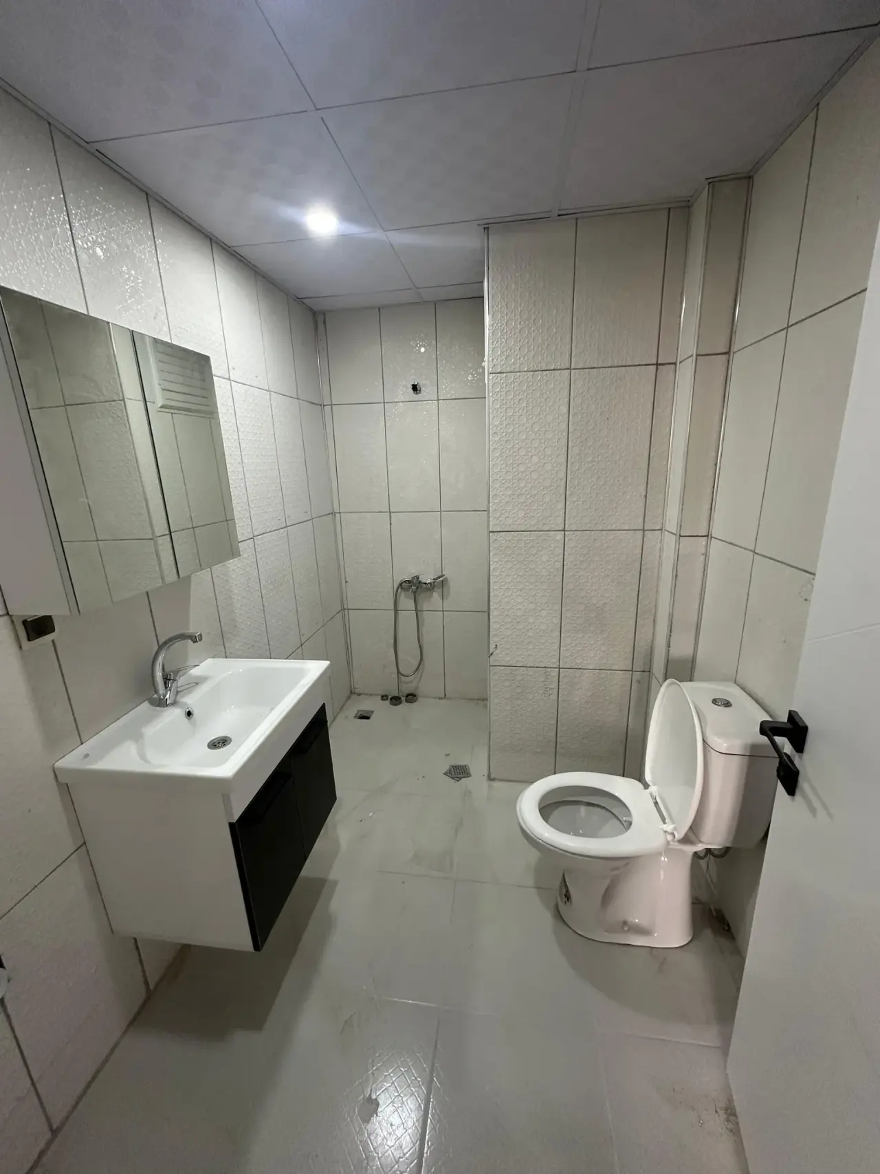POLAT GAYRİMENKUL - ÇARŞI MERKEZDE SATILIK LÜX SIFIR 3+1 DAİRE