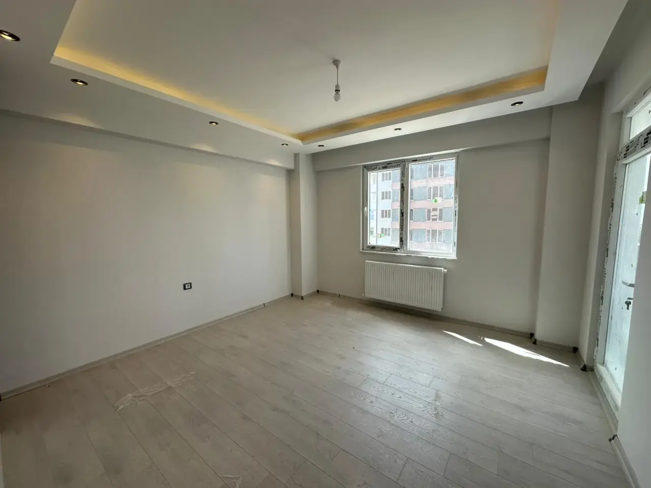 POLAT GAYRİMENKUL - TEKİR CADDESİNDE SON 1 ADET SATILIK LÜX DAİRE
