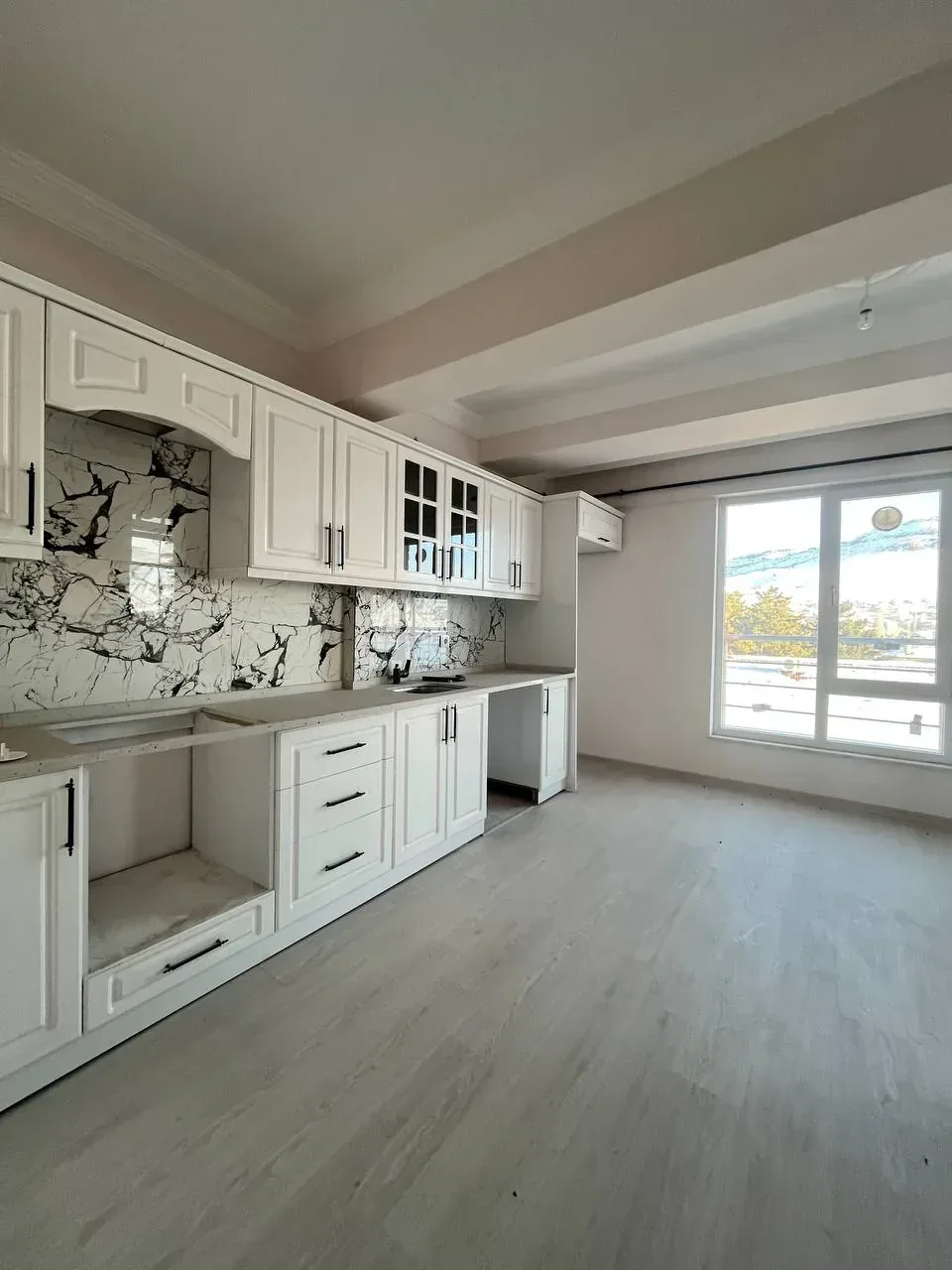 DEVELİ POLAT GAYRİMENKUL-CAMİİCEDİT MAH. 6+2 ODALI ULTRA LÜX SIFIR DAİRE