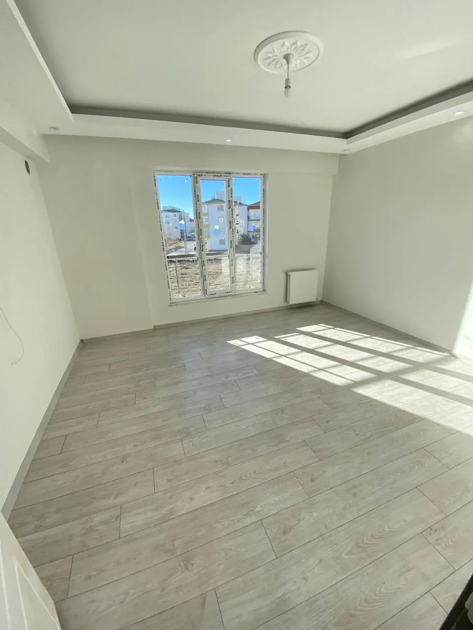 DEVELİ POLAT GAYRİMENKUL- MEHMET AKİF ERSOY MAH. 4+1 ODALI ULTRA LÜX DAİRE