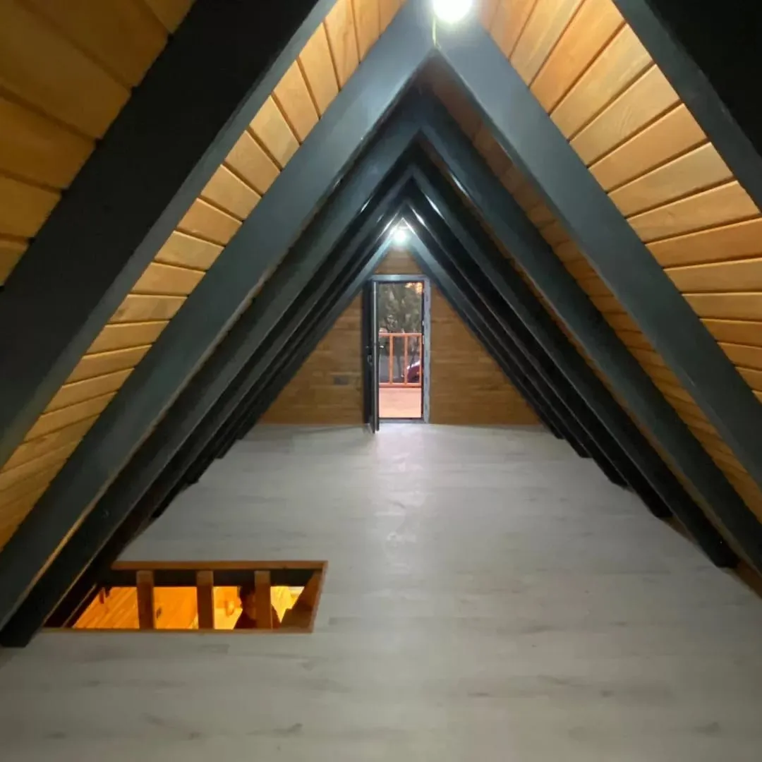 DEVELİ POLAT GAYRİMENKUL-ZİLE MAH. KÖYÖNÜ MEVKİİNDE FUL EŞYALI BUNGALOV EVİ YAPILI SATILIK BAĞ BAHÇE