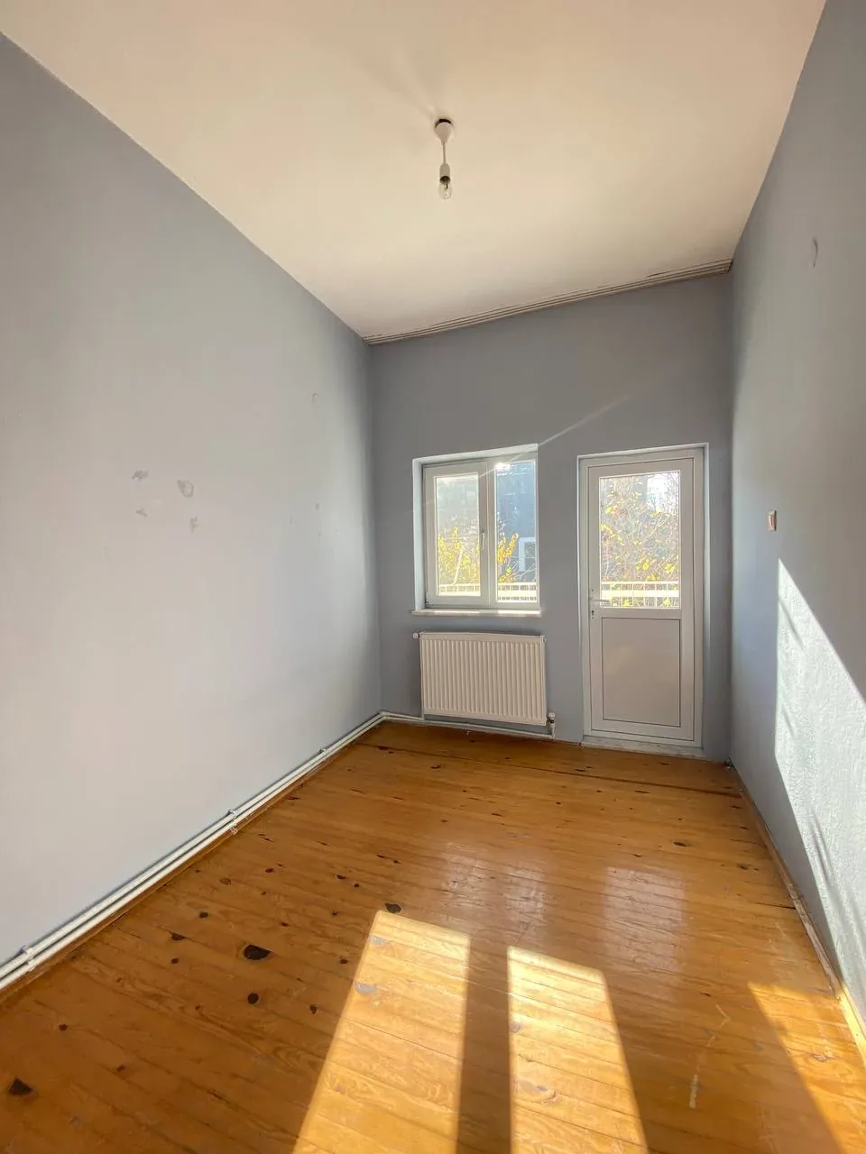DEVELİ POLAT GAYRİMENKUL-BAHÇELİEVLER MAH. 780 M2 ARSA İÇERİSİNDE SATILIK MÜSTAKİL EV