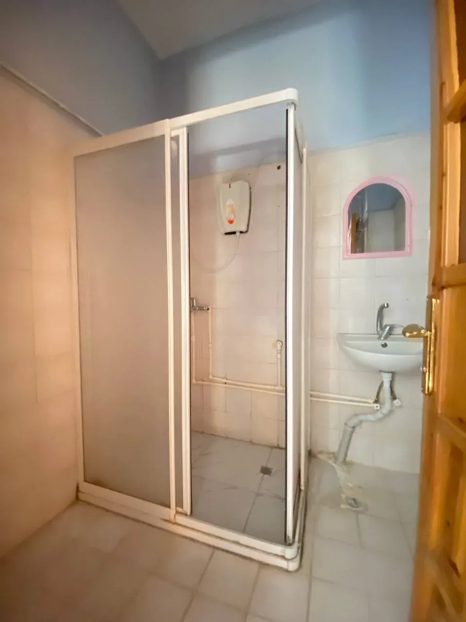 DEVELİ POLAT GAYRİMENKUL-BAHÇELİEVLER MAH. 780 M2 ARSA İÇERİSİNDE SATILIK MÜSTAKİL EV