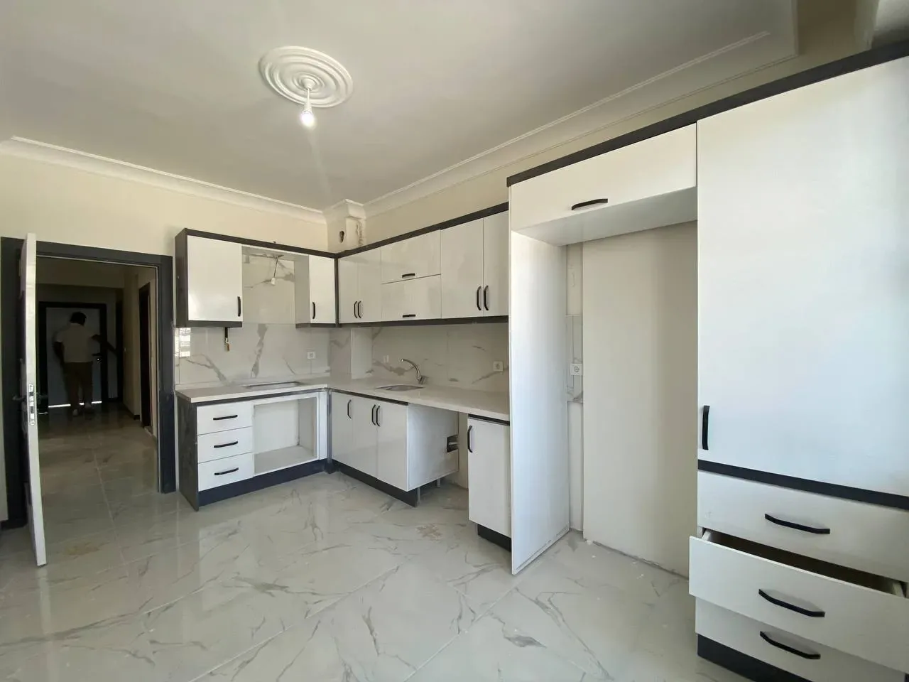 DEVELİ POLAT GAYRİMENKUL - AŞIK SEYRANİ MAH. SATILIK TEMİZ DAİRE