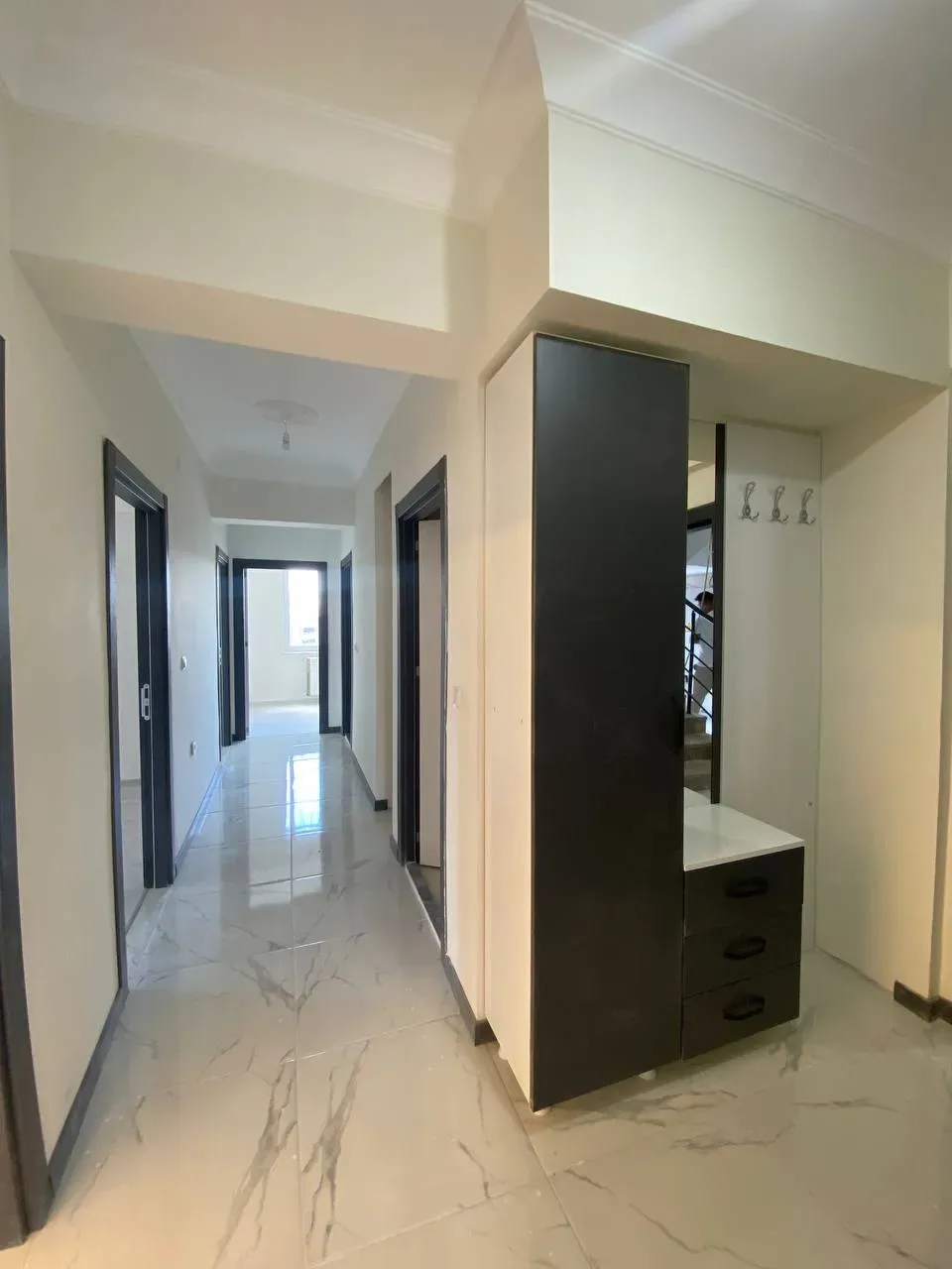 DEVELİ POLAT GAYRİMENKUL - AŞIK SEYRANİ MAH. SATILIK TEMİZ DAİRE