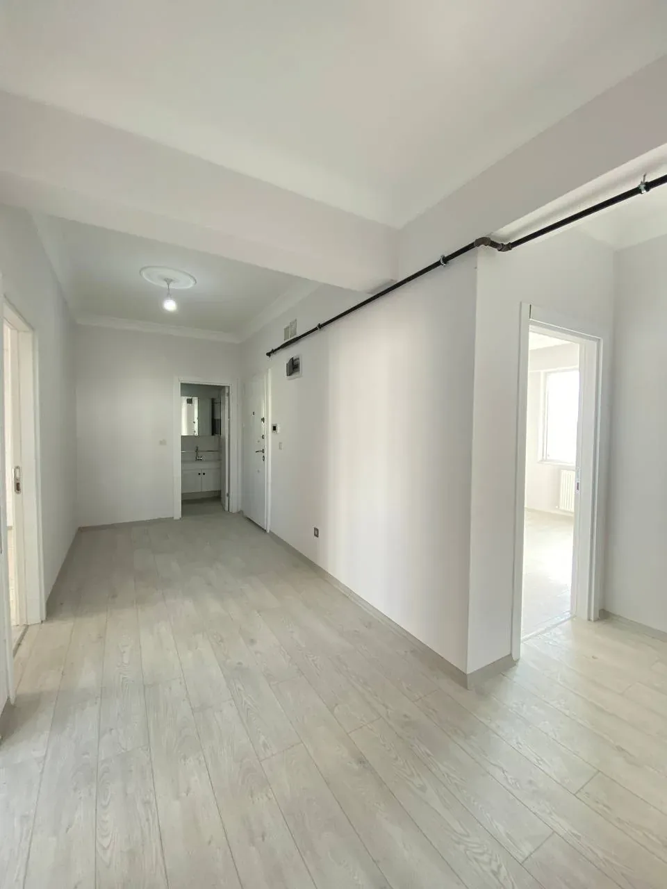DEVELİ POLAT GAYRİMENKUL - AŞIK SEYRANİ MAH. ANAYOL ÜZERİ SATILIK SIFIR LÜX DAİRE
