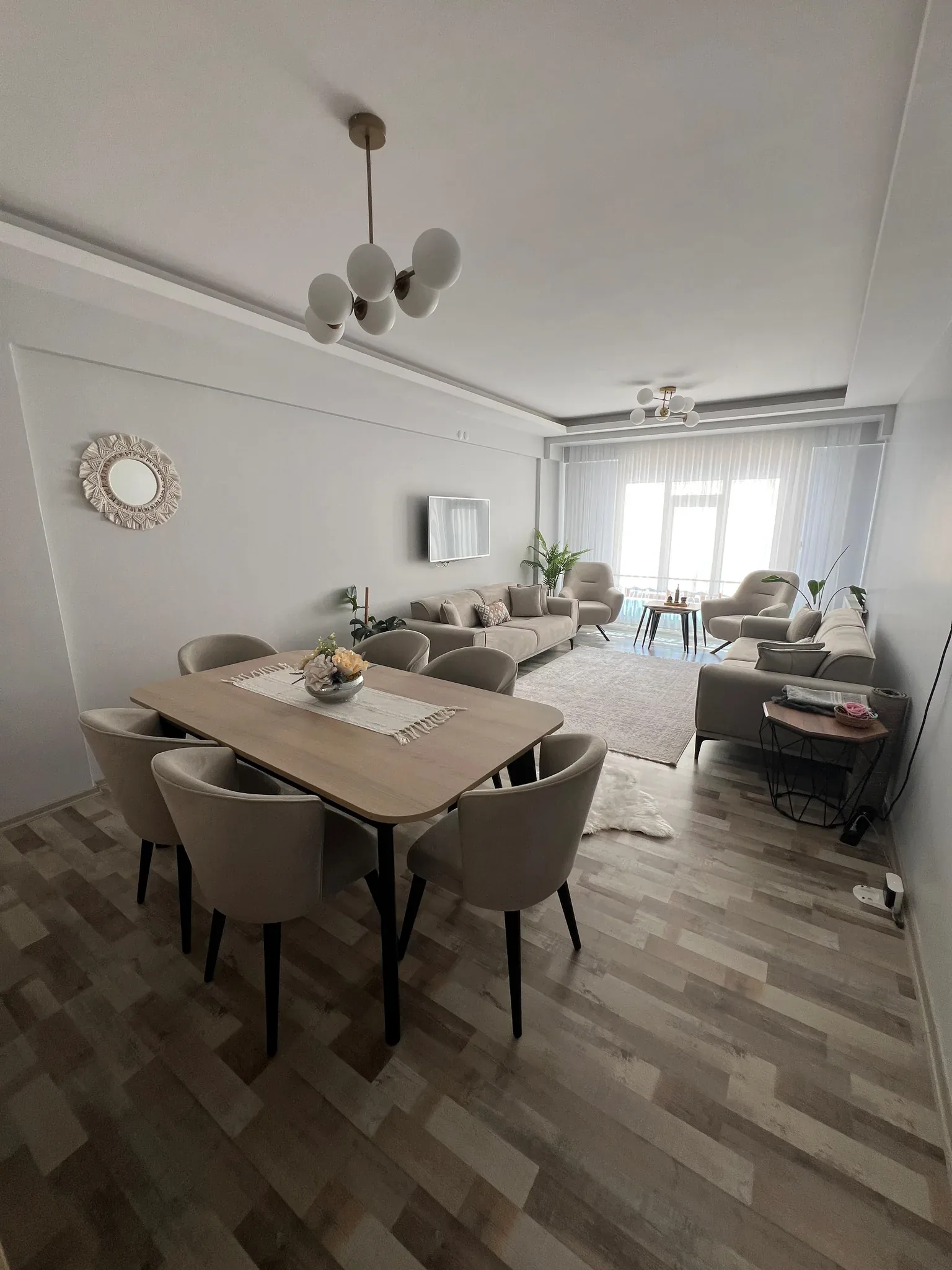DEVELİ POLAT GAYRİMENKUL - SATILIK ÇARŞI MERKEZDE LÜKS 3+1 DAİRE