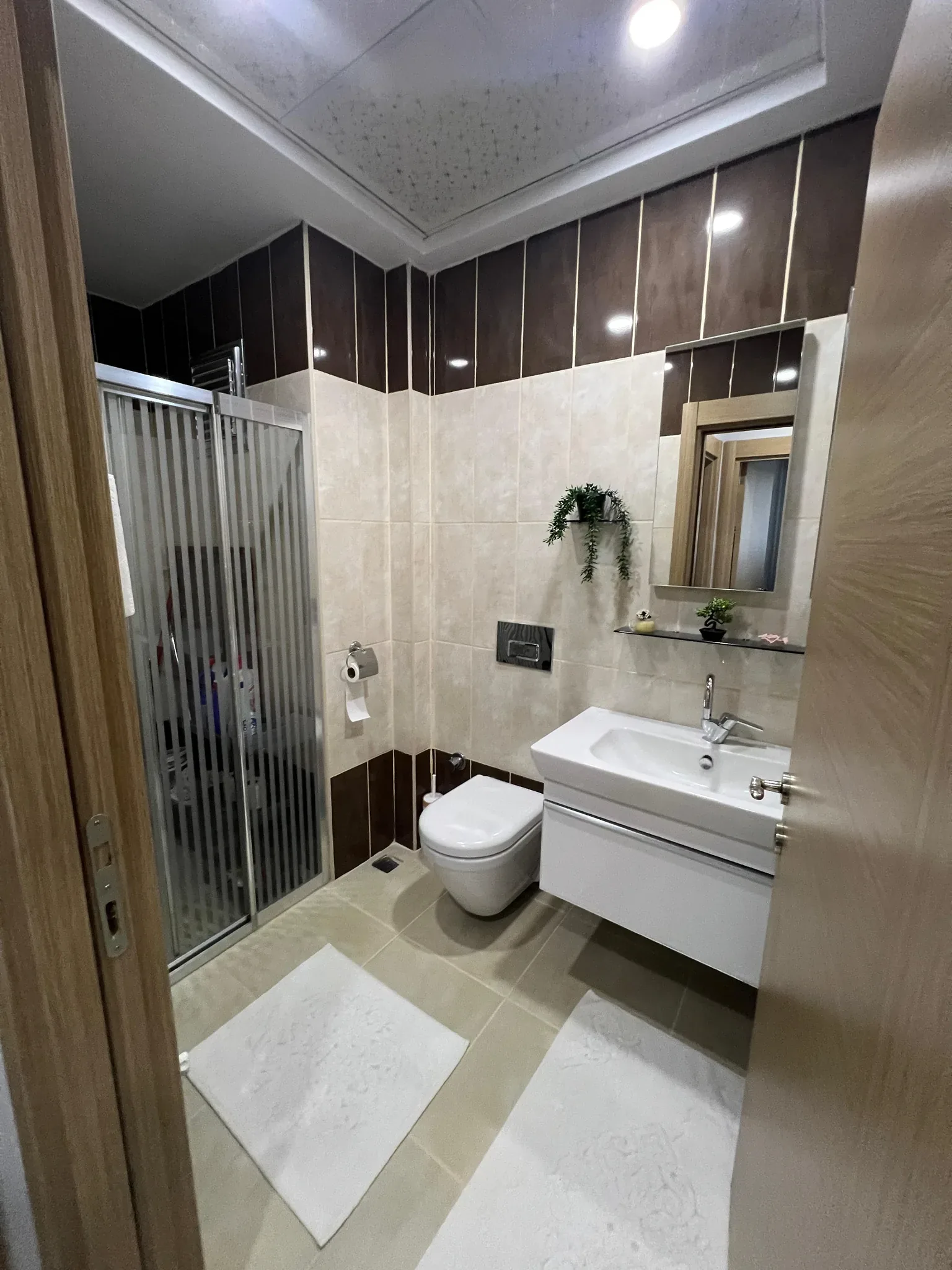 DEVELİ POLAT GAYRİMENKUL - SATILIK ÇARŞI MERKEZDE LÜKS 3+1 DAİRE