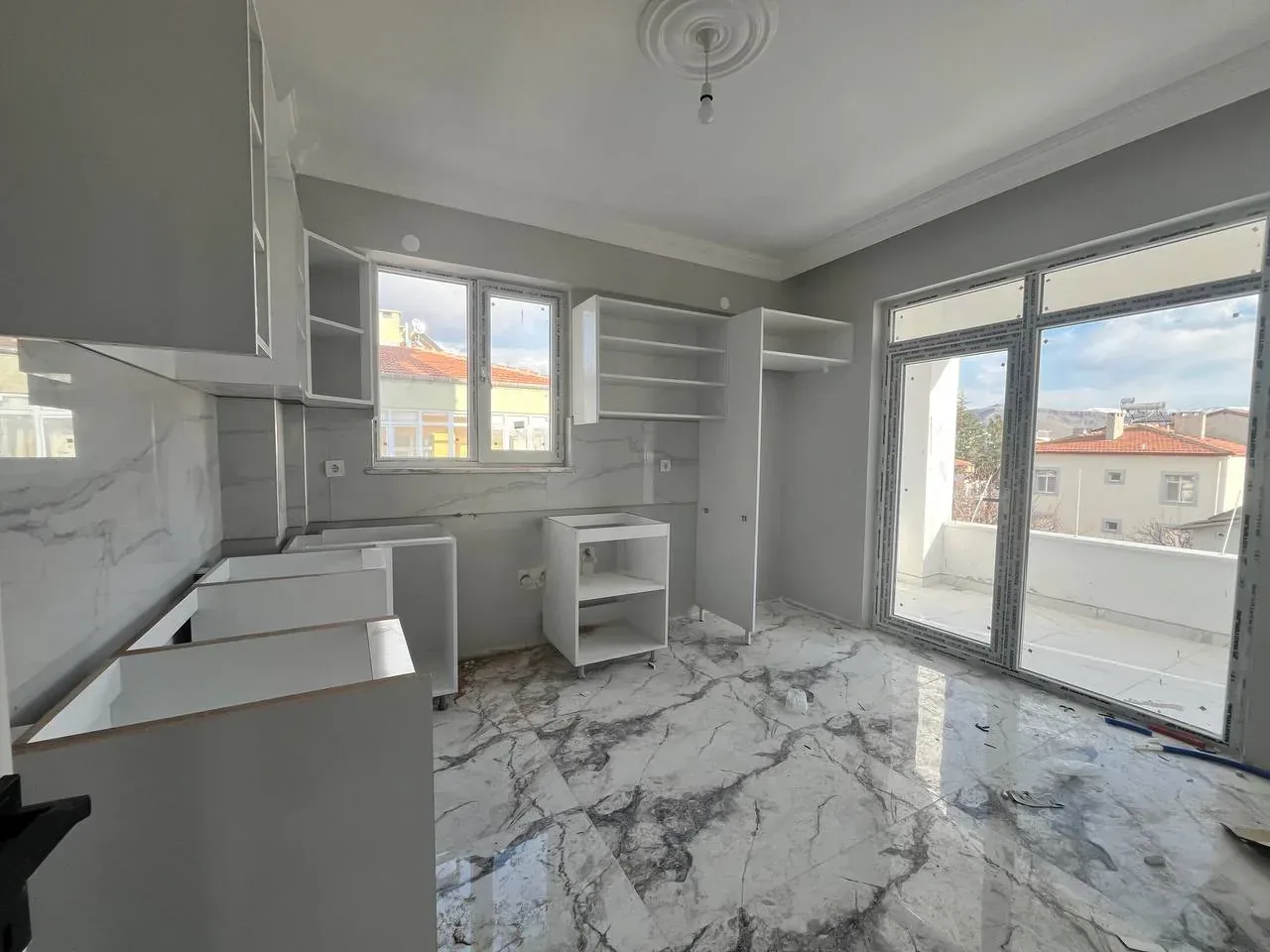 DEVELİ POLAT GAYRİMENKUL - MUSTAFA ASIM KÖKSAL MAH. SATILIK SIFIR DAİRE