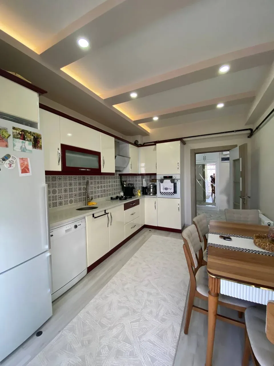 DEVELİ POLAT GAYRİMENKUL - KARA YOLLARI MEVKİİ SATILIK LÜX DAİRE