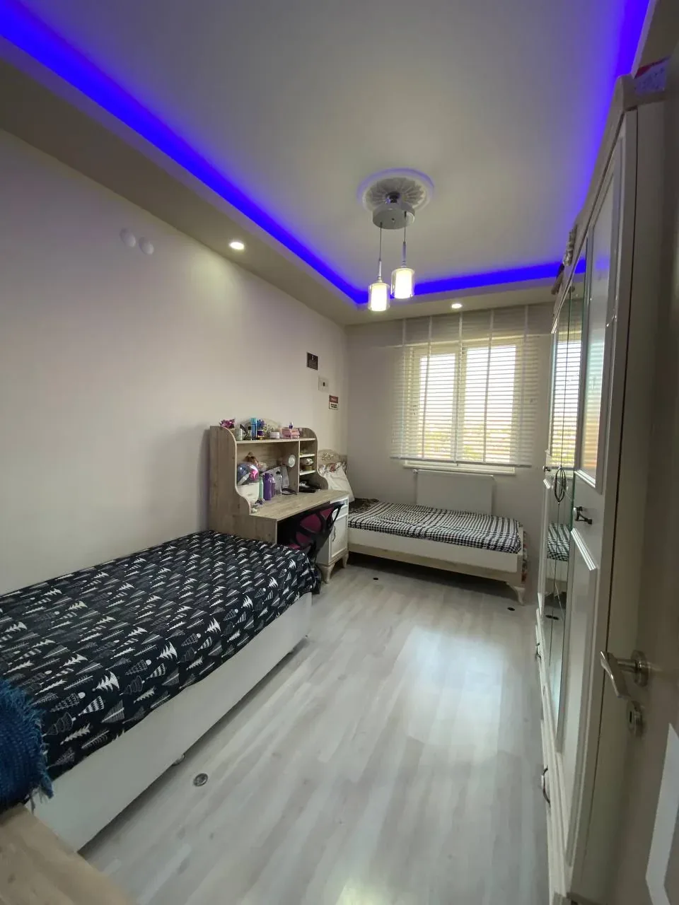 DEVELİ POLAT GAYRİMENKUL - KARA YOLLARI MEVKİİ SATILIK LÜX DAİRE