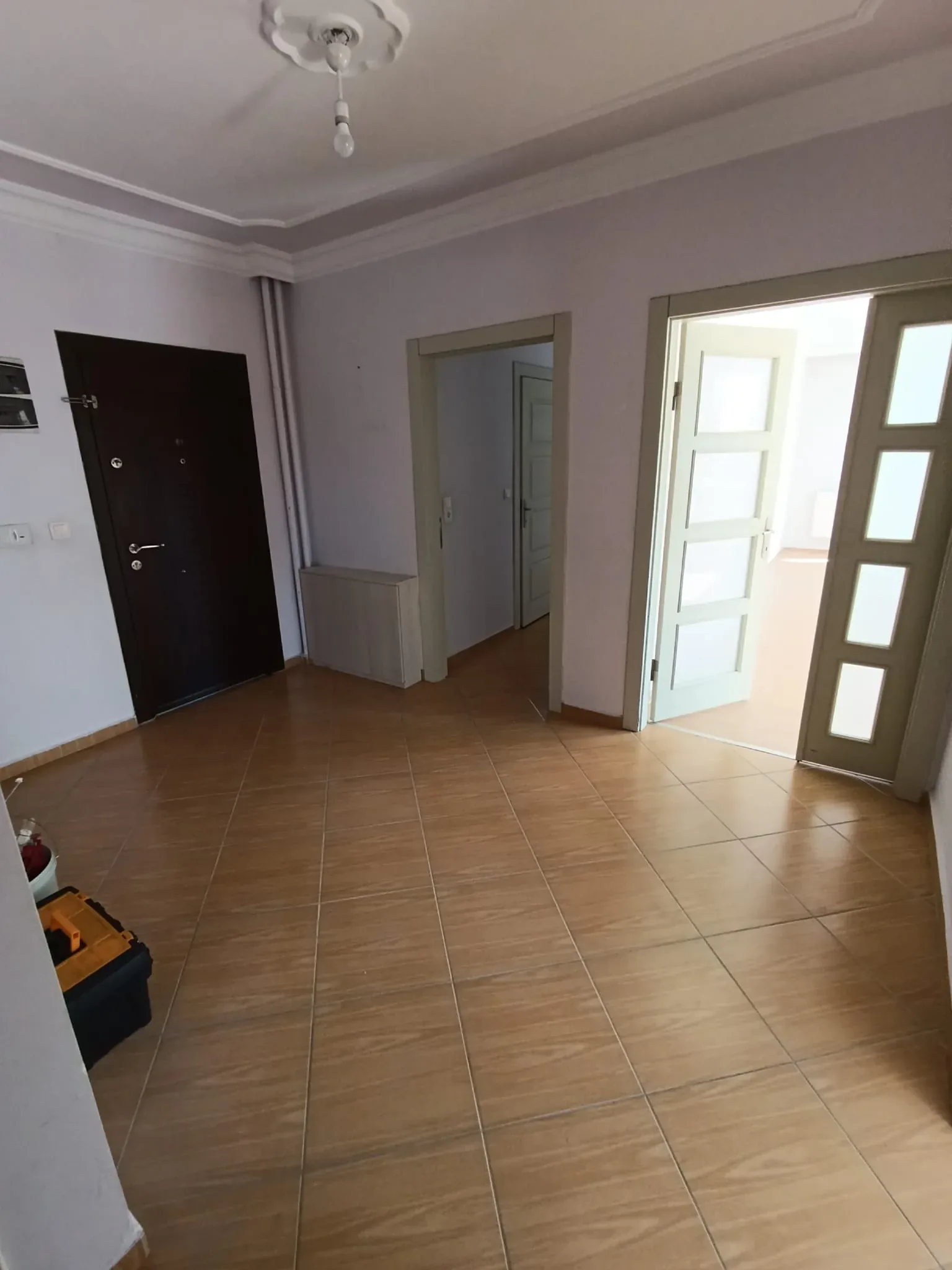 DEVELİ POLAT GAYRİMENKUL - YENİ MAH. KİRALIK 4+1 GENİŞ DAİRE