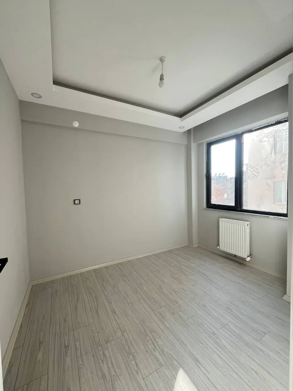DEVELİ POLAT GAYRİMENKUL-İBRAHİMAĞA MAH. ÇARŞI MERKEZDE SATILIK LÜX DAİRE