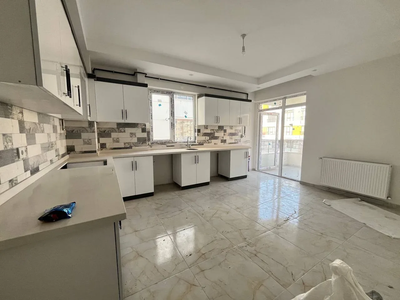 DEVELİ POLAT GAYRİMENKUL - REŞADİYE MAH. BABAYAN ÇEŞMEŞİ MEVKİ SATILIK SIFIR DAİRE