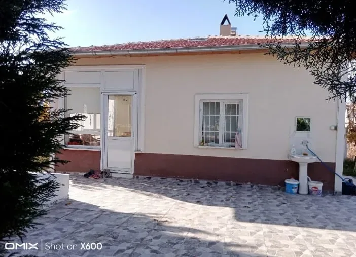 DEVELİ POLAT GAYRİMENKUL - GÜNEYAŞAĞI MAH. İÇERİSİNDE EVİ YAPILI SATILIK YAŞAM ALANI