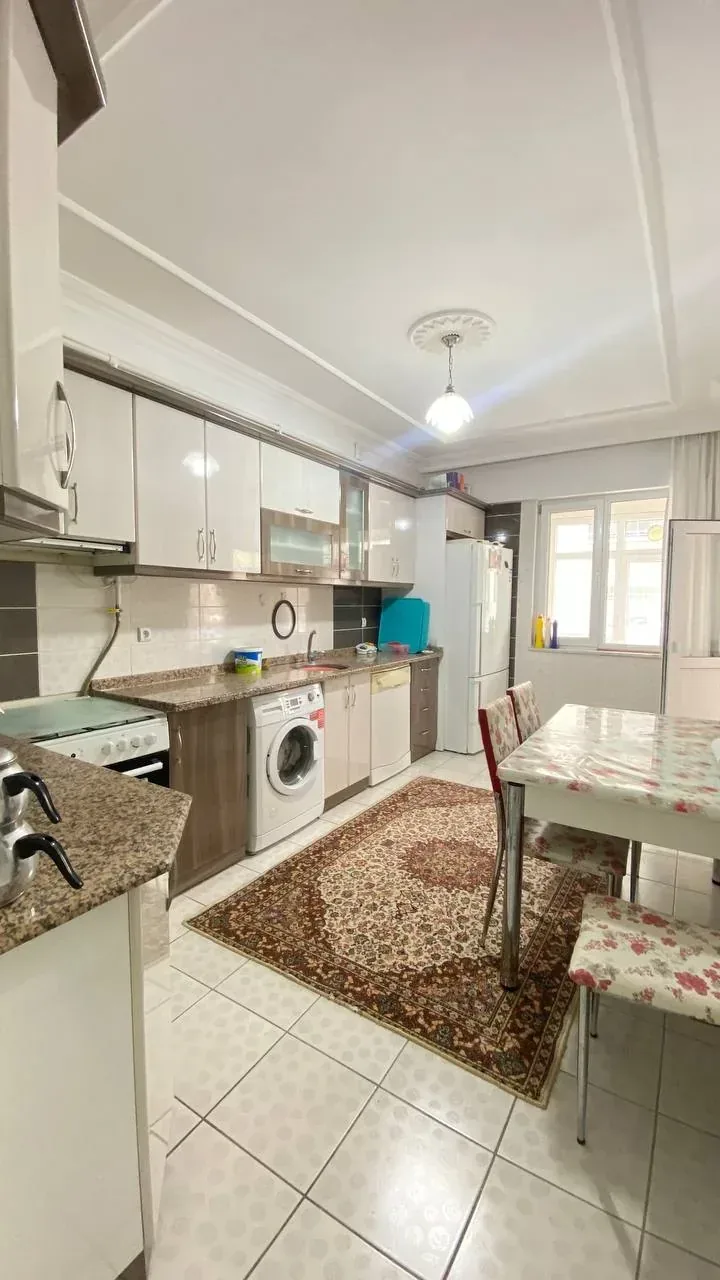 DEVELİ POLAT GAYRİMENKUL - YENİ MAH. SATILIK BAKIMLI GENİŞ DAİRE