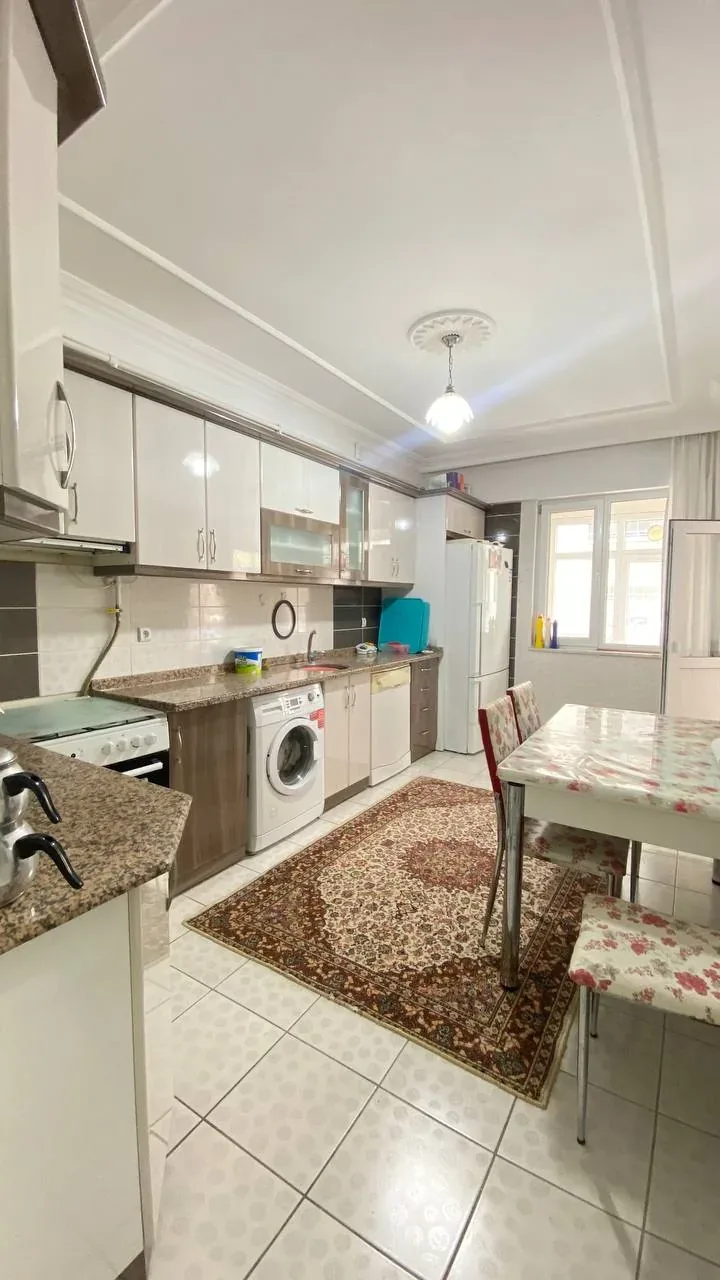 DEVELİ POLAT GAYRİMENKUL - YENİ MAH. SATILIK BAKIMLI GENİŞ DAİRE