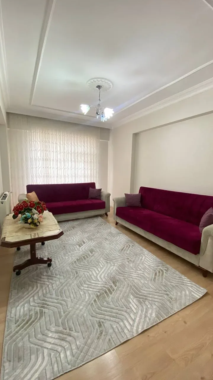 DEVELİ POLAT GAYRİMENKUL - YENİ MAH. SATILIK BAKIMLI GENİŞ DAİRE