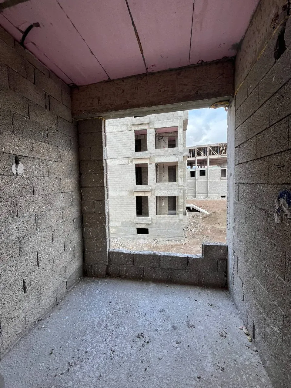 DEVELİ POLAT GAYRİMENKUL - YENİ MAH. SİTE İÇERİSNDE LÜX DOLU DOLU DAİRE