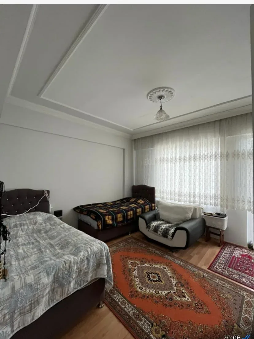 DEVELİ POLAT GAYRİMENKUL - YENİ MAH. ÇARŞI MERKEZE YÜRÜME MESAFELİ SATILIK DAİRE