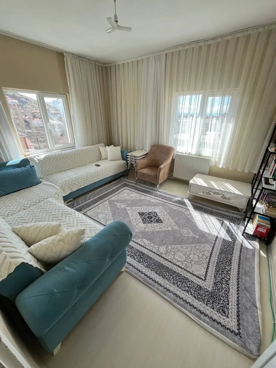 DEVELİ POLAT GAYRİMENKUL - FENESEAŞAĞI MAH. SATILIK BAKIMLI DAİRE