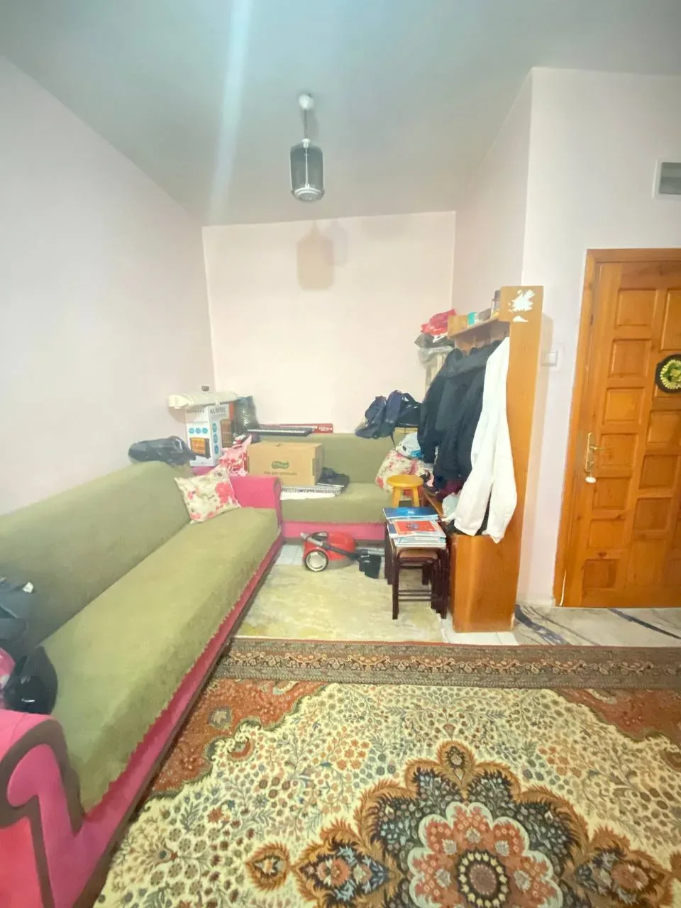 DEVELİ POLAT GAYRİMENKUL - ÇARŞI MERKEZDE SATILIK TİCARİ ARSALI VE KOMPLE SATILIK  BİNA