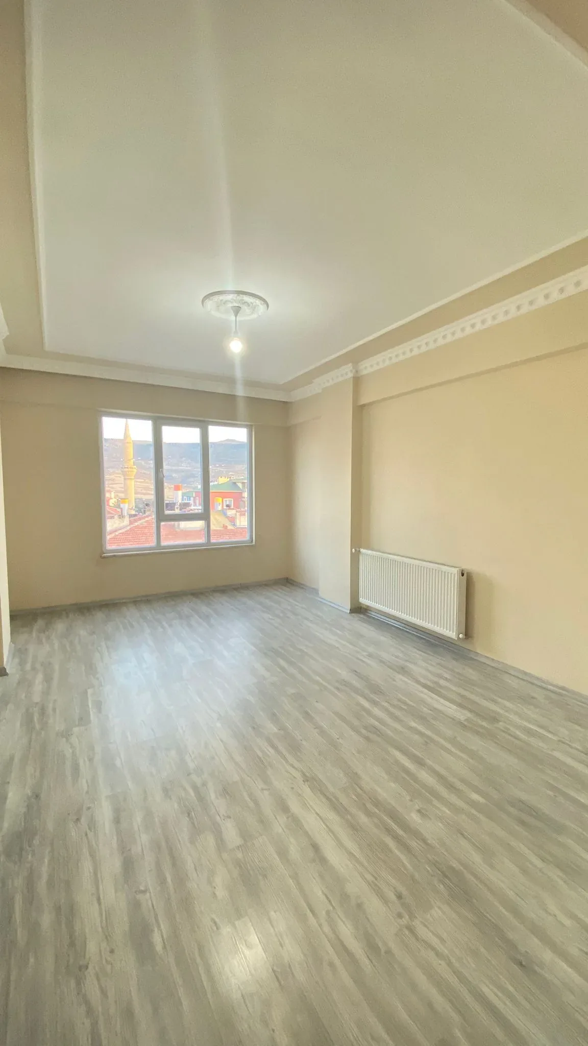DEVELİ POLAT GAYRİMENKUL - FENESEYUKARI MAH. KİRALIK DAİRE