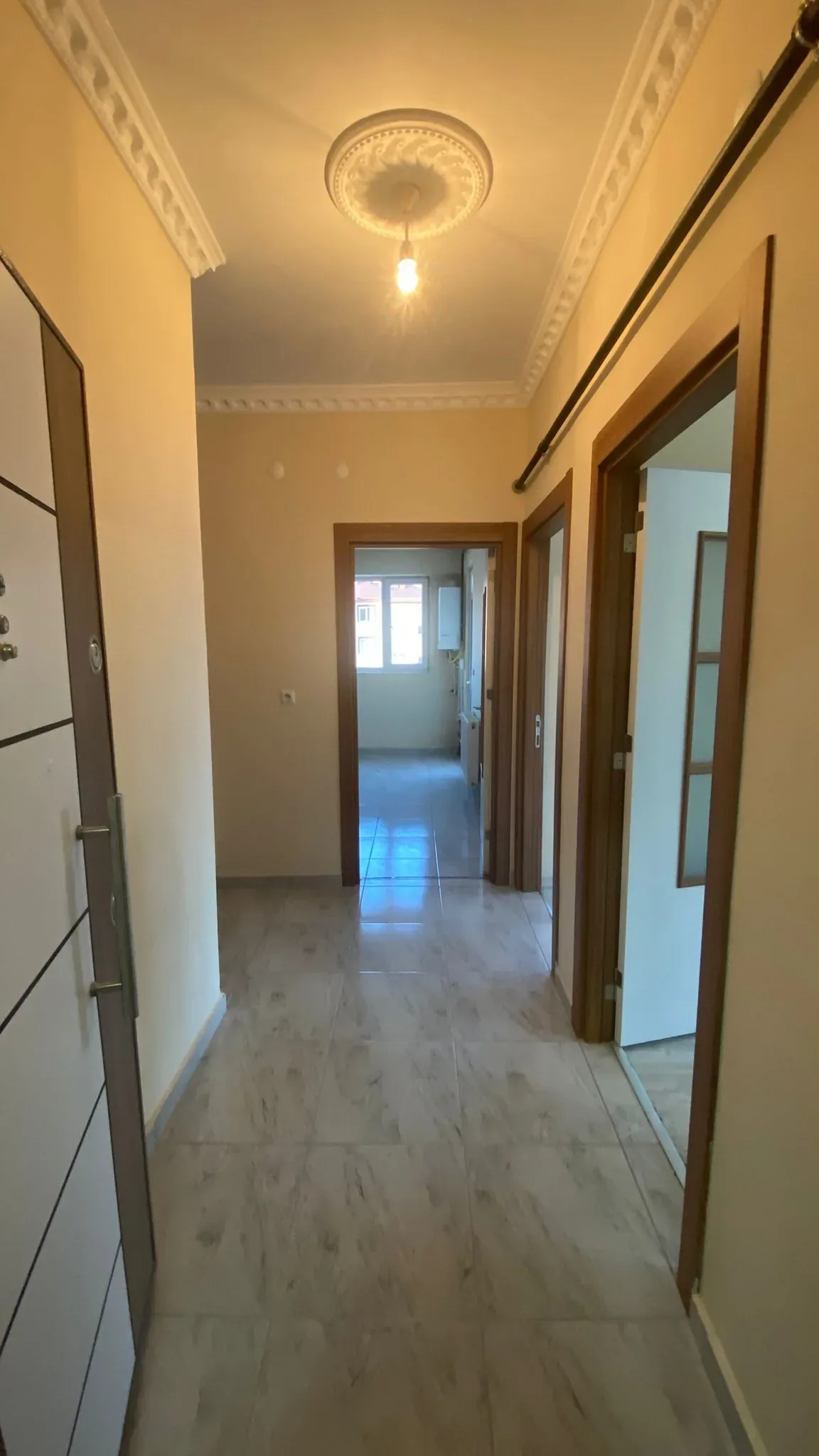 DEVELİ POLAT GAYRİMENKUL - FENESEYUKARI MAH. KİRALIK DAİRE