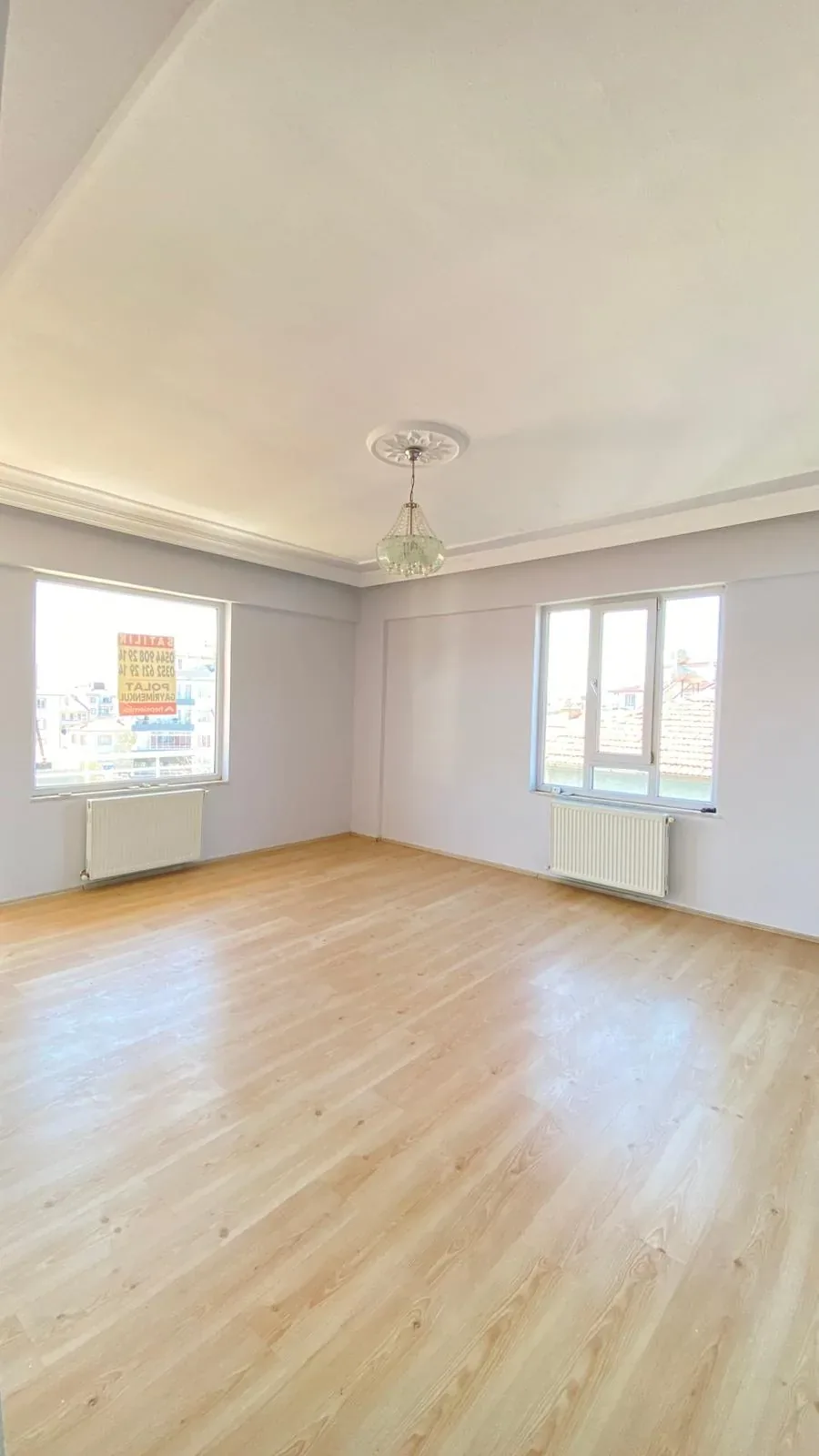 DEVELİ POLAT GAYRİMENKUL- MERKEZİ KONUMDA SATILIK 3+1 BAKIMLI DAİRE