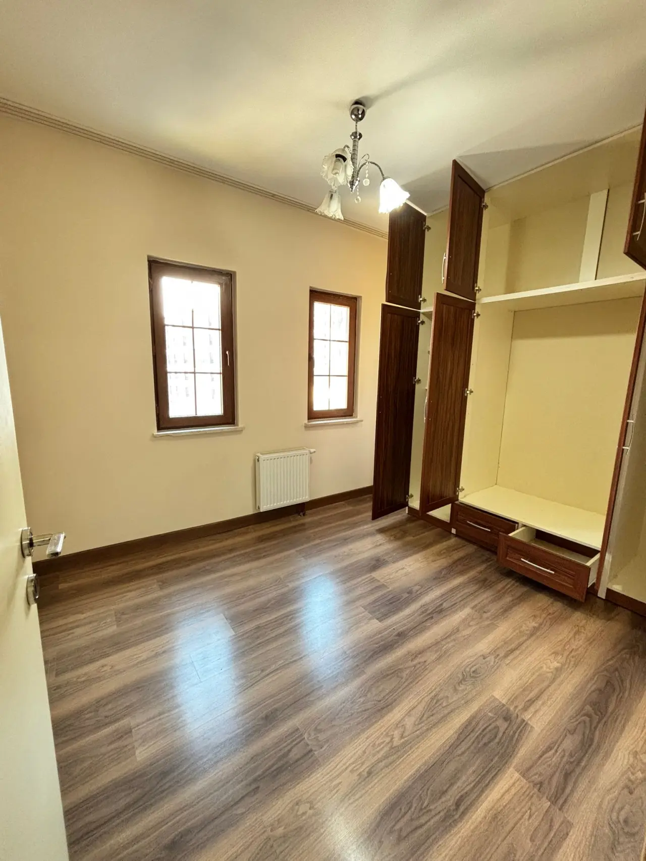 DEVELİ POLAT GAYRİMENKUL - TOKİDE 2+1 KİRALIK DAİRE