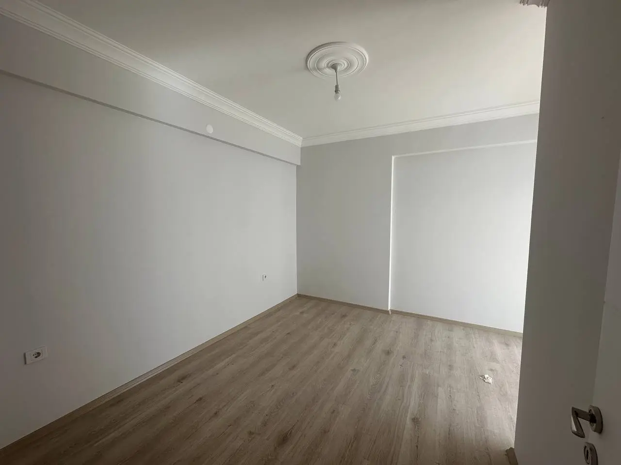 POLAT GAYRİMENKUL - SANAYİ ÜSTÜNDE SATILIK GENİŞ 3+1 DAİRE
