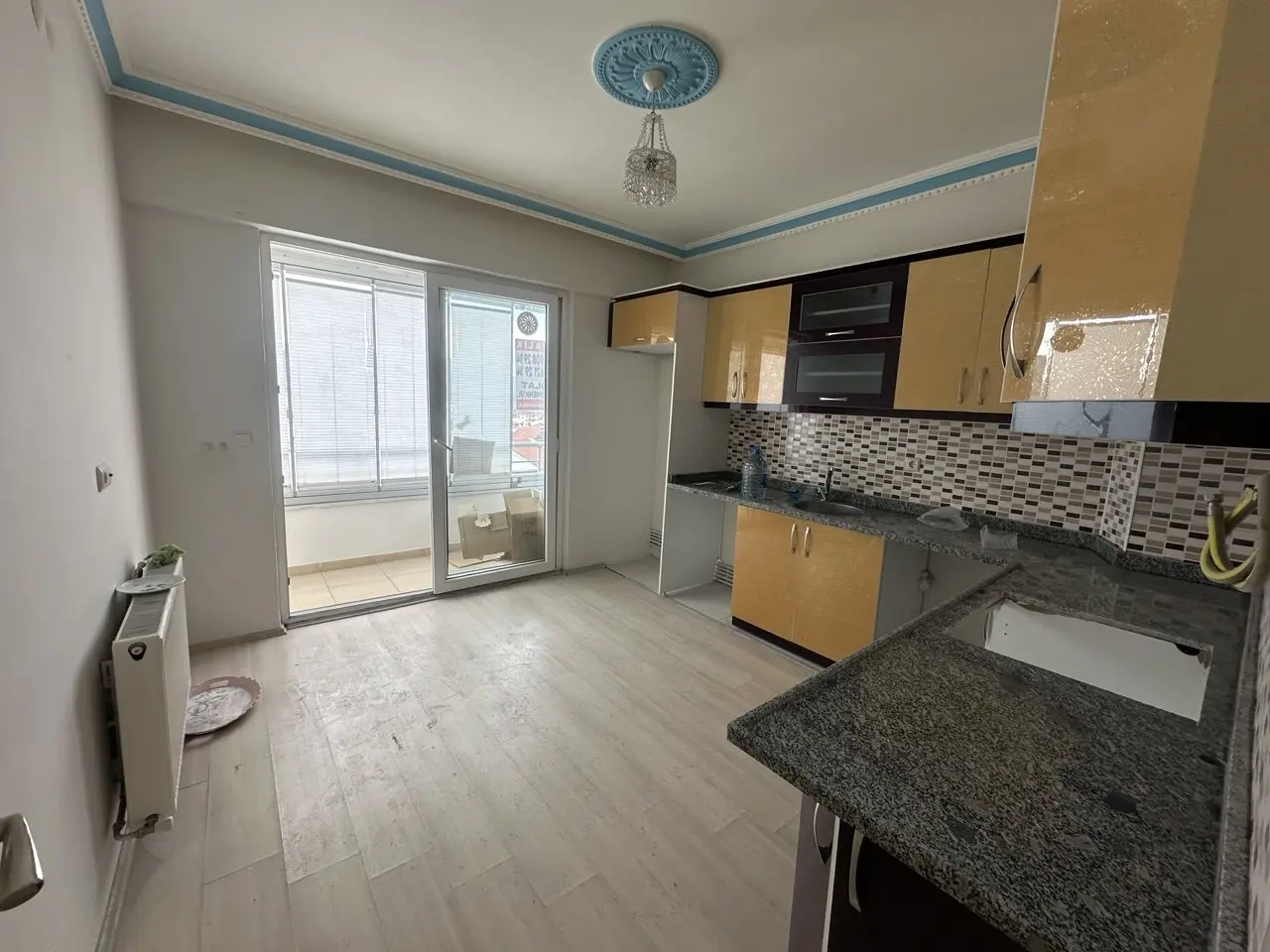 POLAT GAYRİMENKUL - YENİ MAH. SANAYİİ ÜSTÜNDE 1+1 KİRALIK VE SATILIK DAİRE