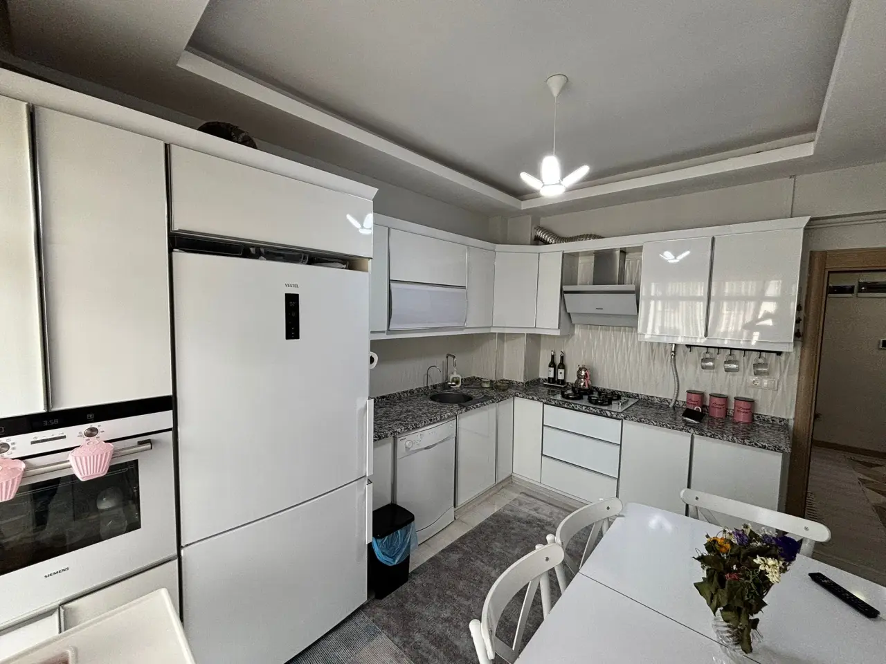 POLAT GAYRİMENKUL - REŞADİYE MAH. SATILIK 3+1 BAKIMLI LÜX DAİRE