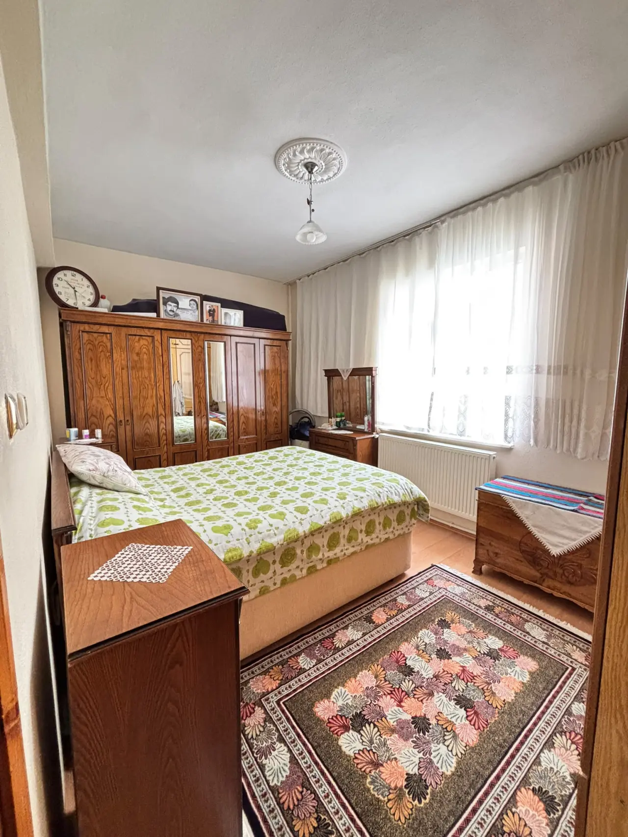 DEVELİ POLAT GAYRİMENKUL-ÇARŞI MERKEZDE SATILIK DAİRE