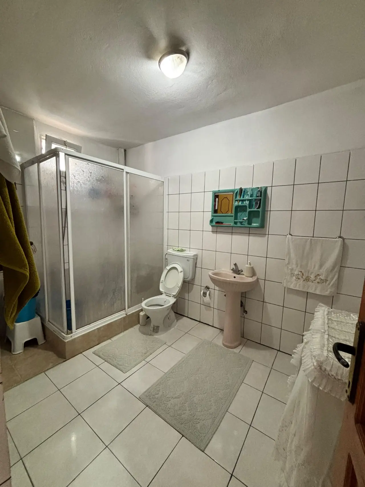 DEVELİ POLAT GAYRİMENKUL-ÇARŞI MERKEZDE SATILIK DAİRE