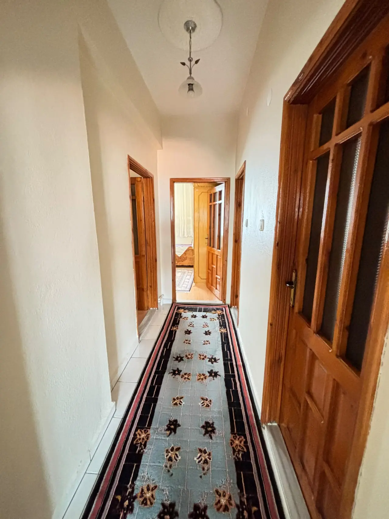 DEVELİ POLAT GAYRİMENKUL-ÇARŞI MERKEZDE SATILIK DAİRE