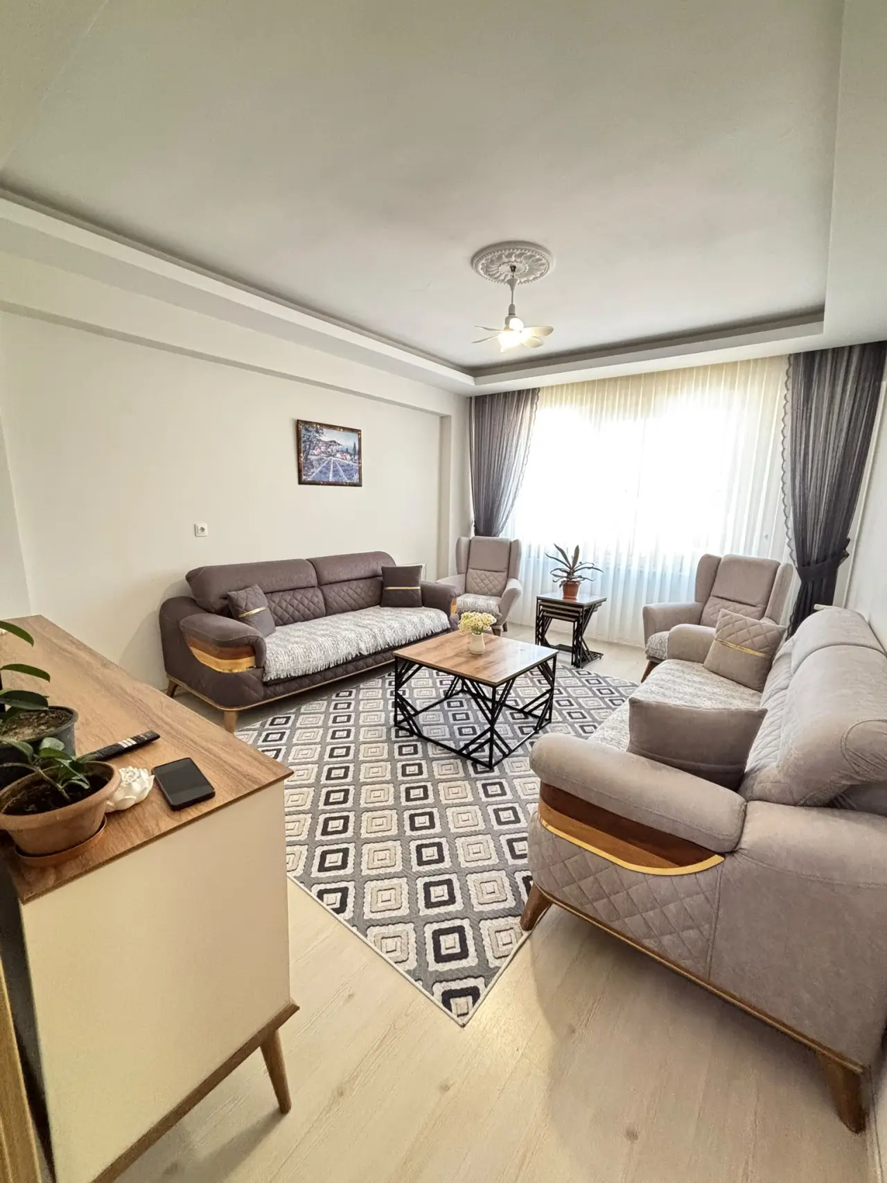 POLAT GAYRİMENKUL -  AŞAĞIEVEREK MAHALLESİNDE SATILIK 3+1 DAİRE