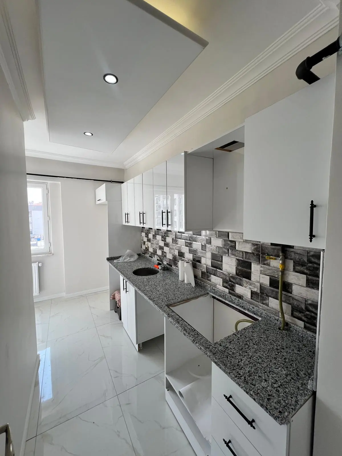 POLAT GAYRİMENKUL - ŞEHİT ÜSTEĞMEN HASAN ŞAHAN MAHALLESİ'NDE 2+1 SATILIK DAİRE