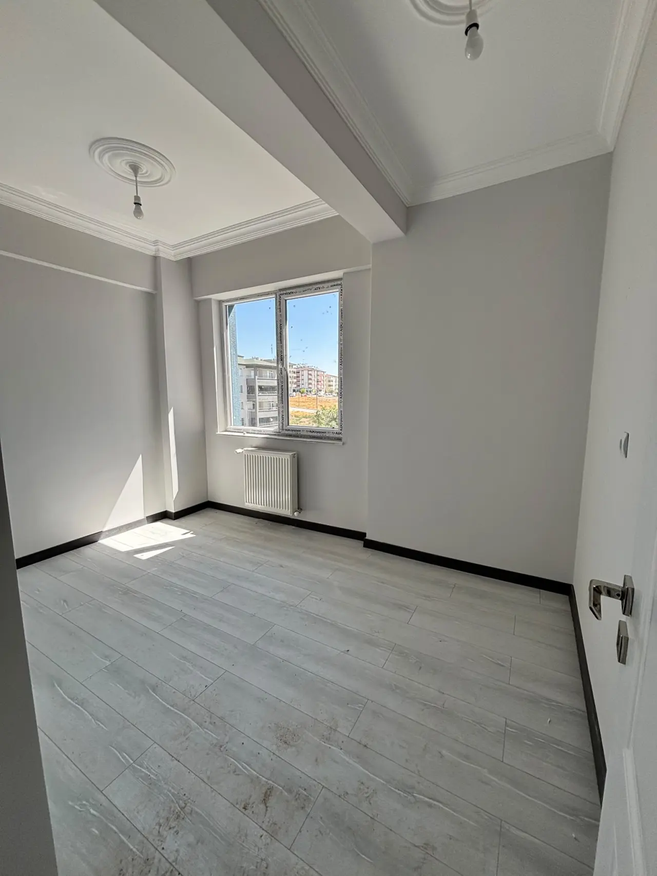POLAT GAYRİMENKUL GÜVENCESİYLE GÖZ ALICI 130 m² NET 3+1 LÜKS DAİRE!