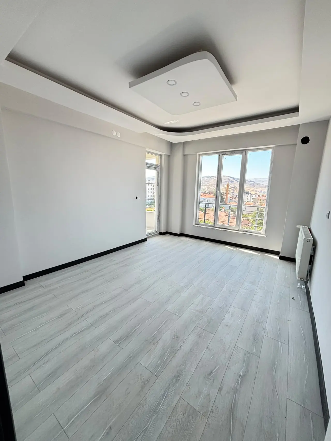 POLAT GAYRİMENKUL GÜVENCESİYLE GÖZ ALICI 130 m² NET 3+1 LÜKS DAİRE!