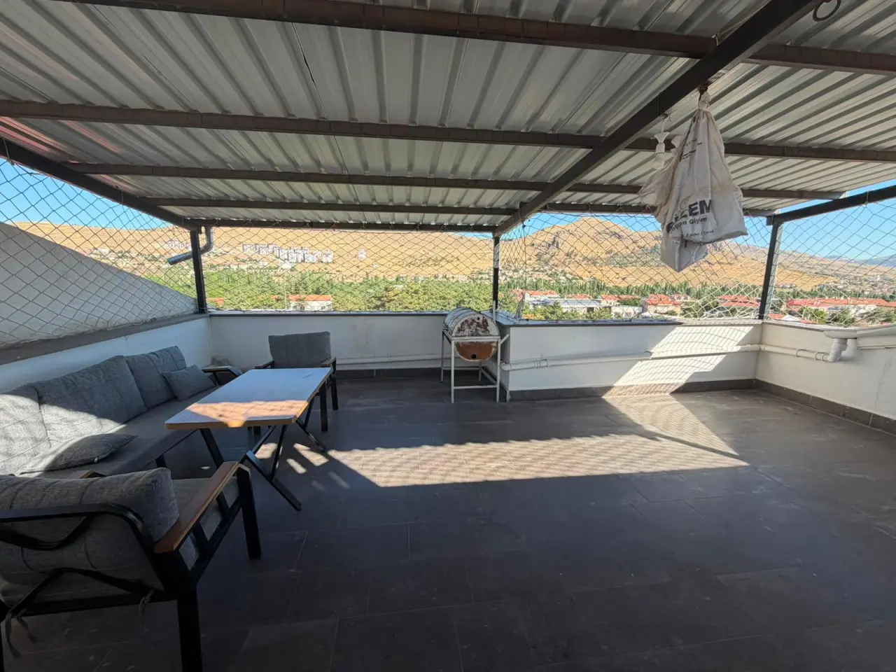 POLAT GAYRİMENKUL -  ŞEHİT ÜSTEĞMEN HASAN ŞAHAN MAHALLESİ'NDE 240 m² ULTRA LÜKS 5+1 DUBLEKS DAİRE