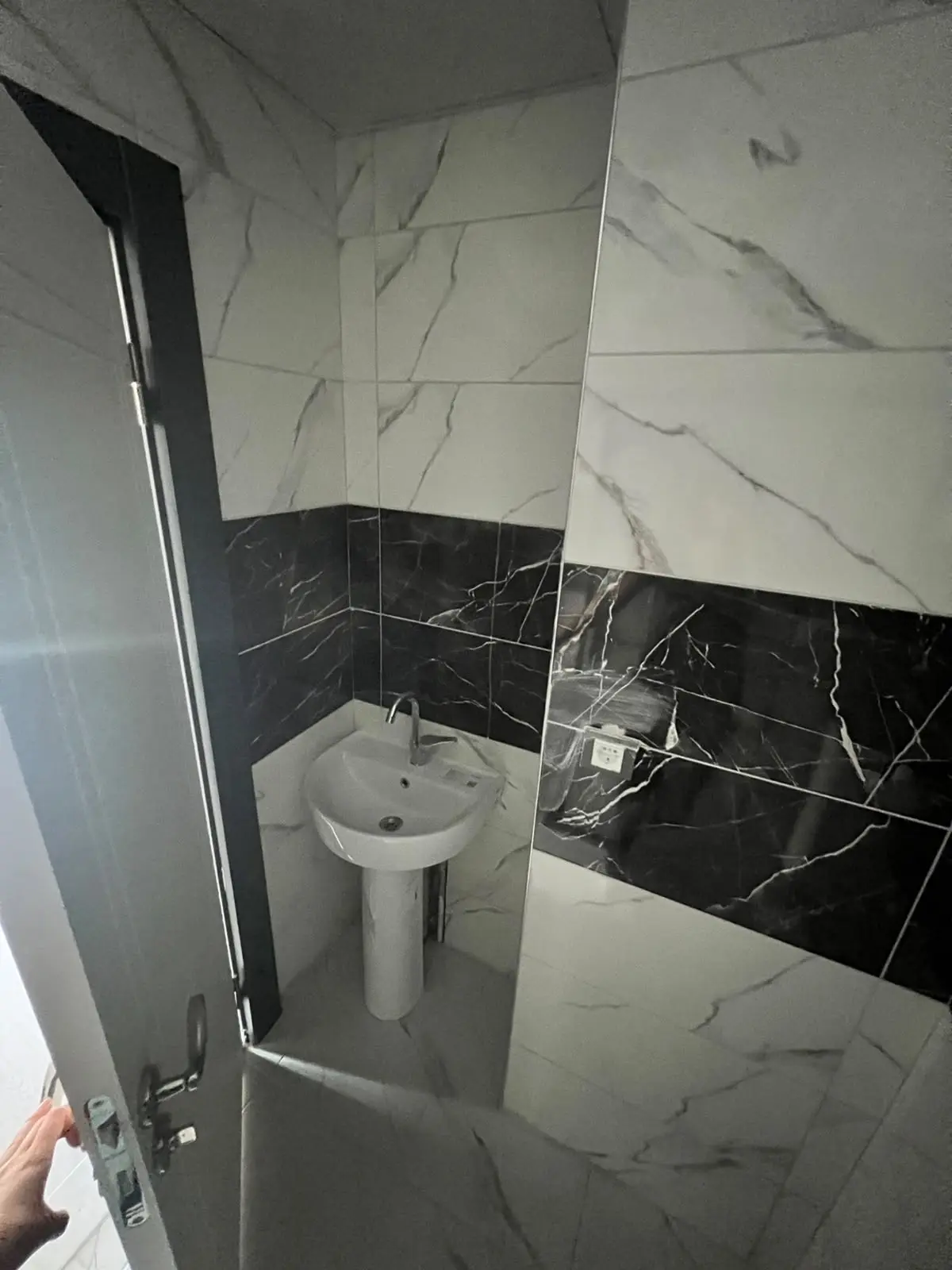 POLAT GAYRİMENKUL -  İBRAHİMAĞA MAHALLESİNDE SATILIK 2+1 DAİRE