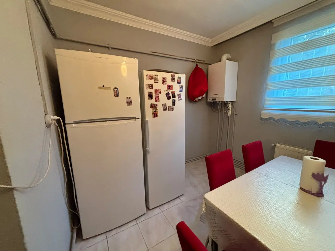 POLAT GAYRİMENKUL - SALI PAZARI ÜSTÜ MEVKİİNDE SATILIK 3+1 DAİRE