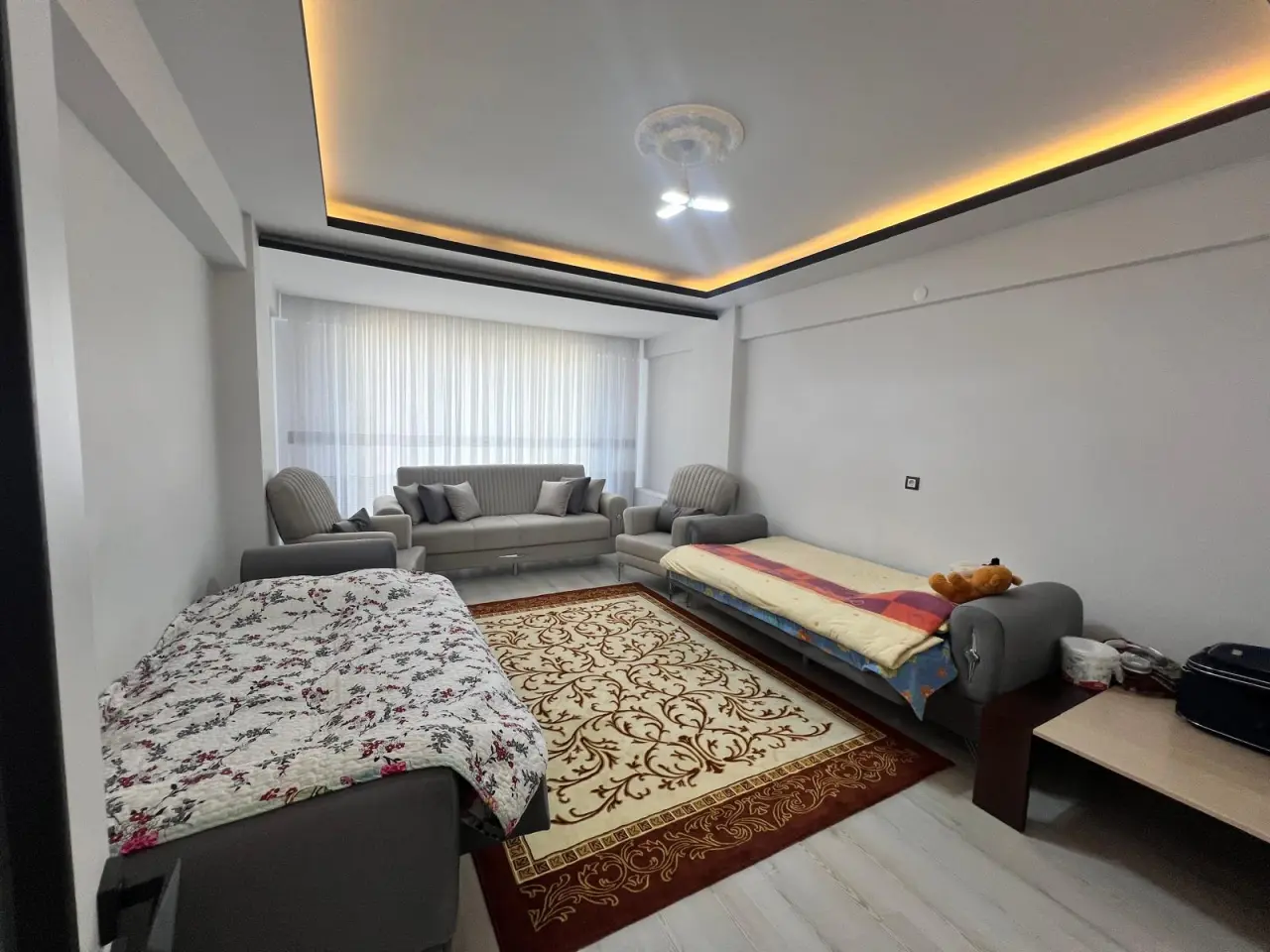 POLAT GAYRİMENKUL - BAHÇELİEVLER MAHALLESİ’NDE 130 M² 3+1 DAİRE