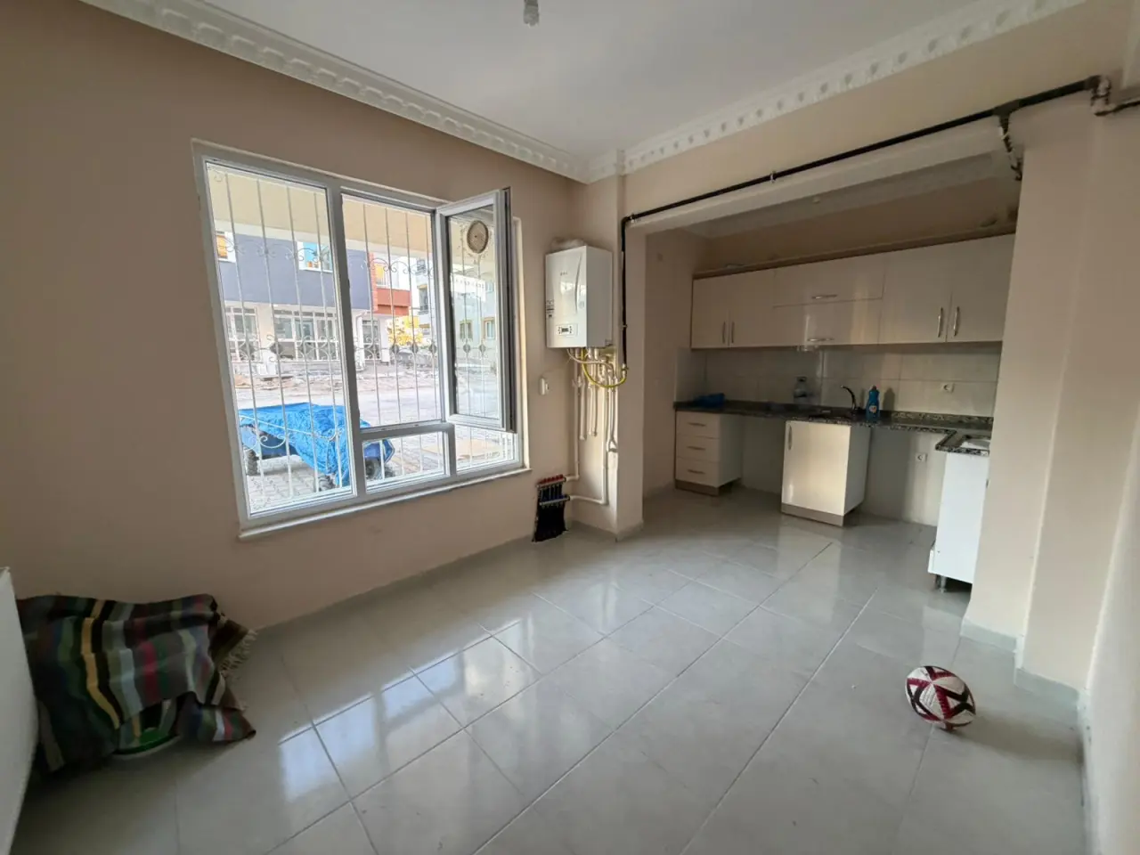 POLAT GAYRİMENKUL -  SANAYİ MEVKİİNDE 2+1 KİRALIK DAİRE
