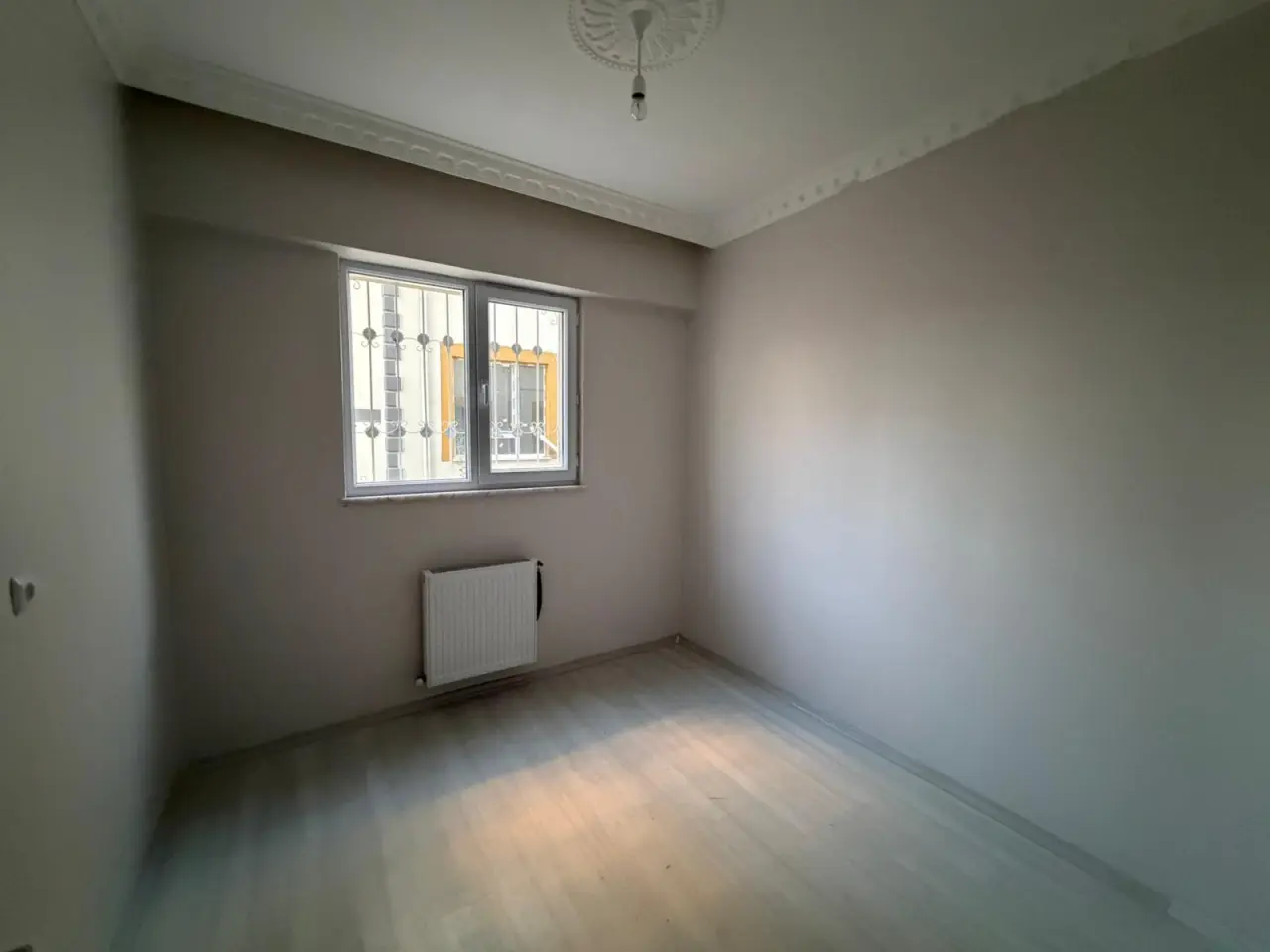 POLAT GAYRİMENKUL -  SANAYİ MEVKİİNDE 2+1 KİRALIK DAİRE
