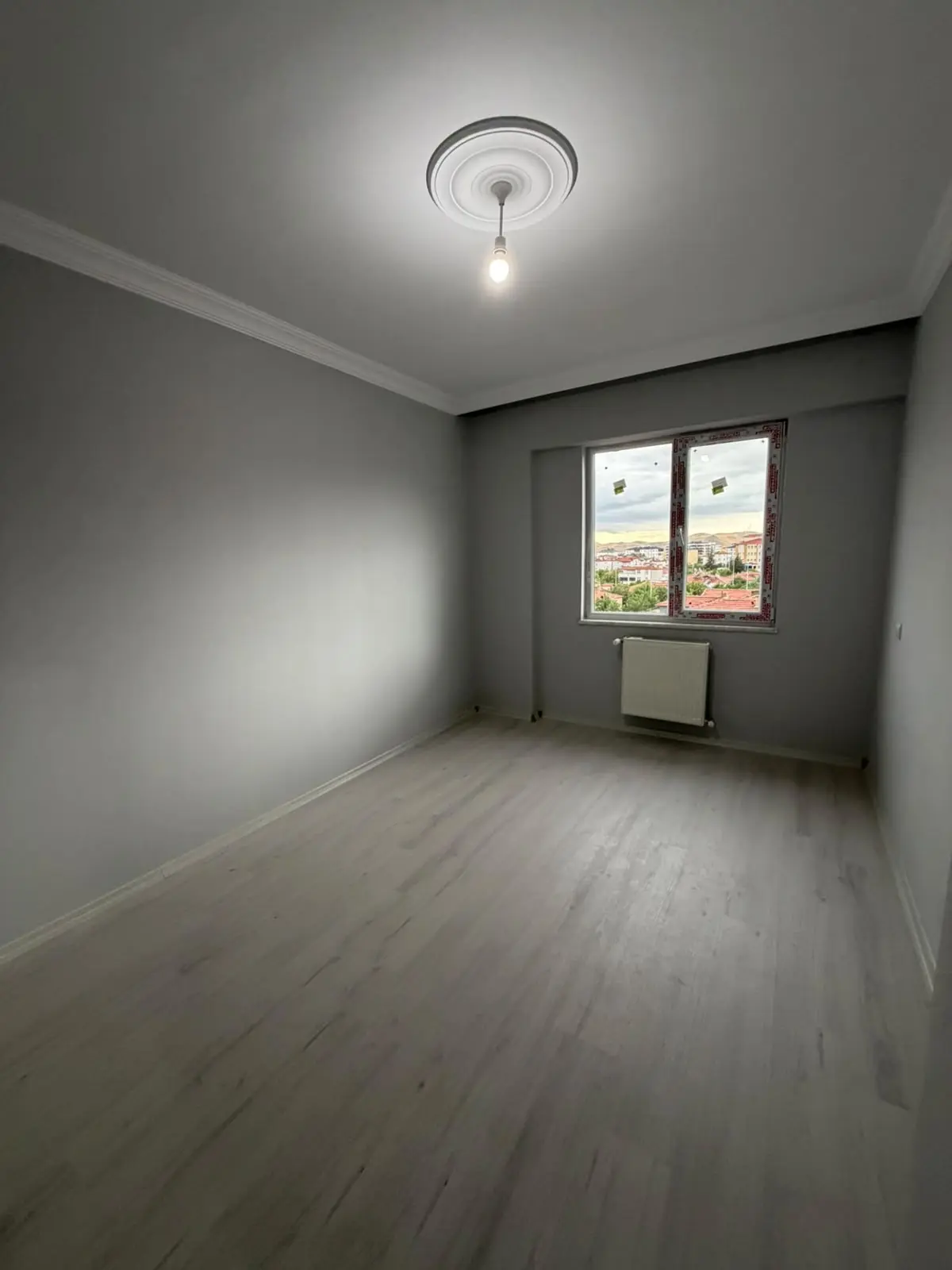 POLAT GAYRİMENKUL -  KIZZIK YOLU – AŞIK SEYRANİ MAHALLESİ’NDE LÜKS 3+1 DAİRE**