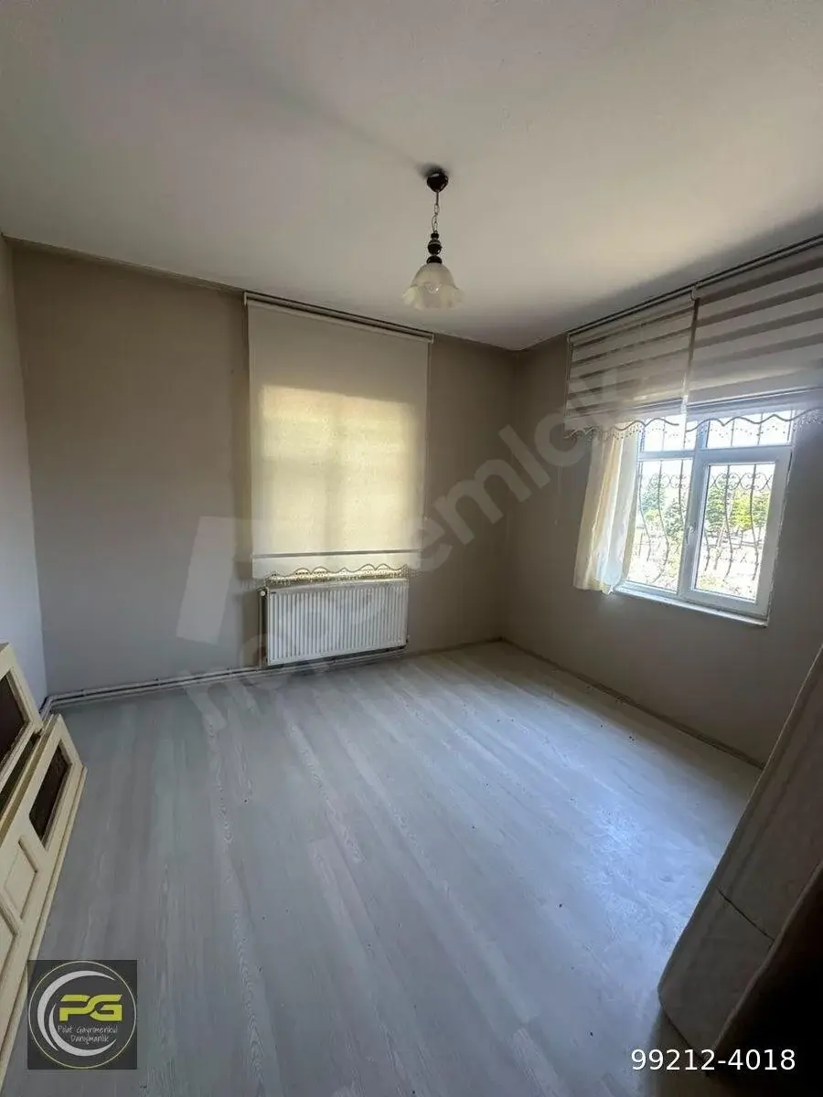 POLAT GAYRİMENKUL - HARMAN MAHALLESİ'NDE SATILIK MÜSTAKİL EV VE ARSASI VE 120 M2 BODRUM